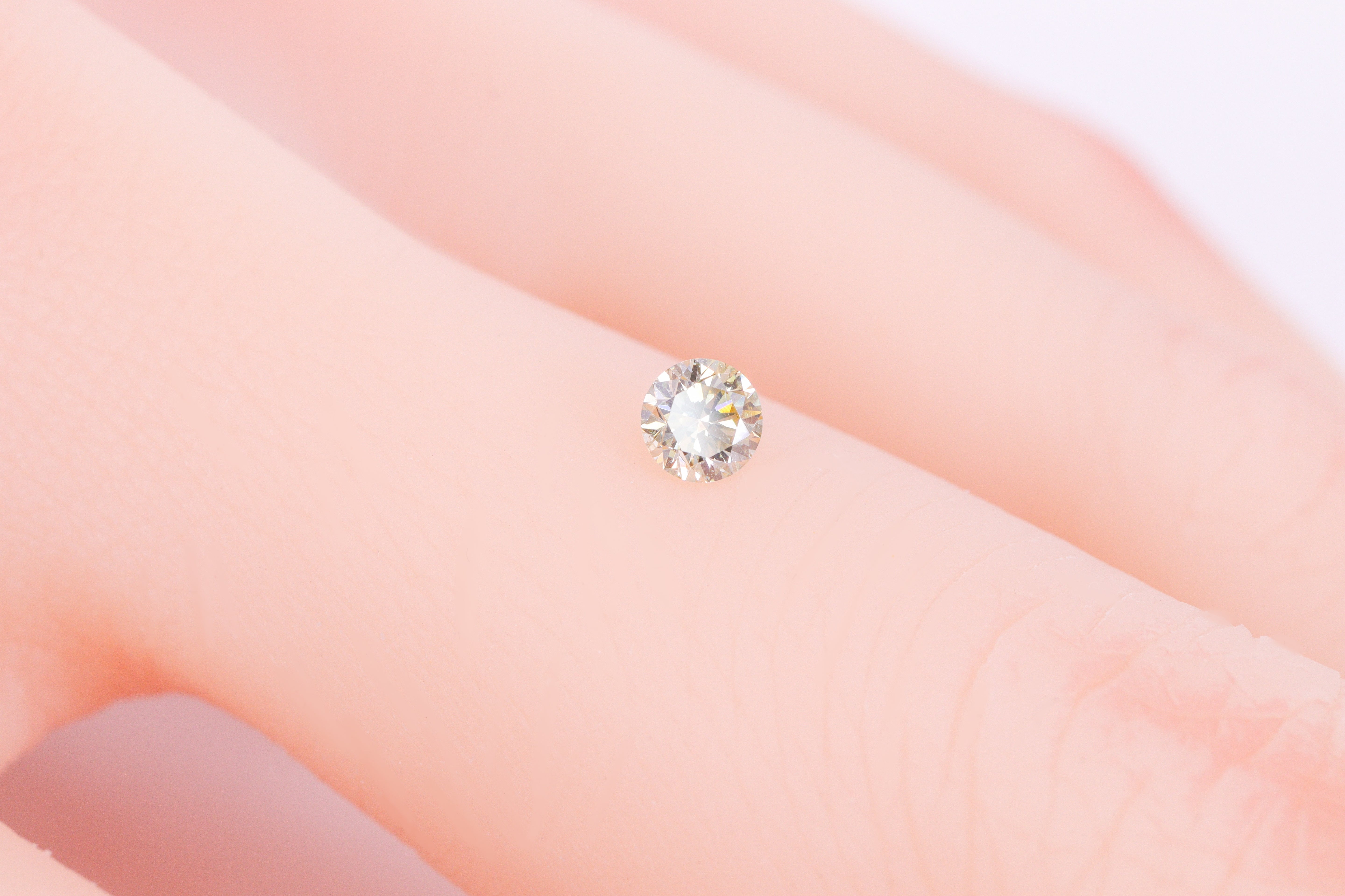 カメレオンダイヤ0.190ct 【AR754】