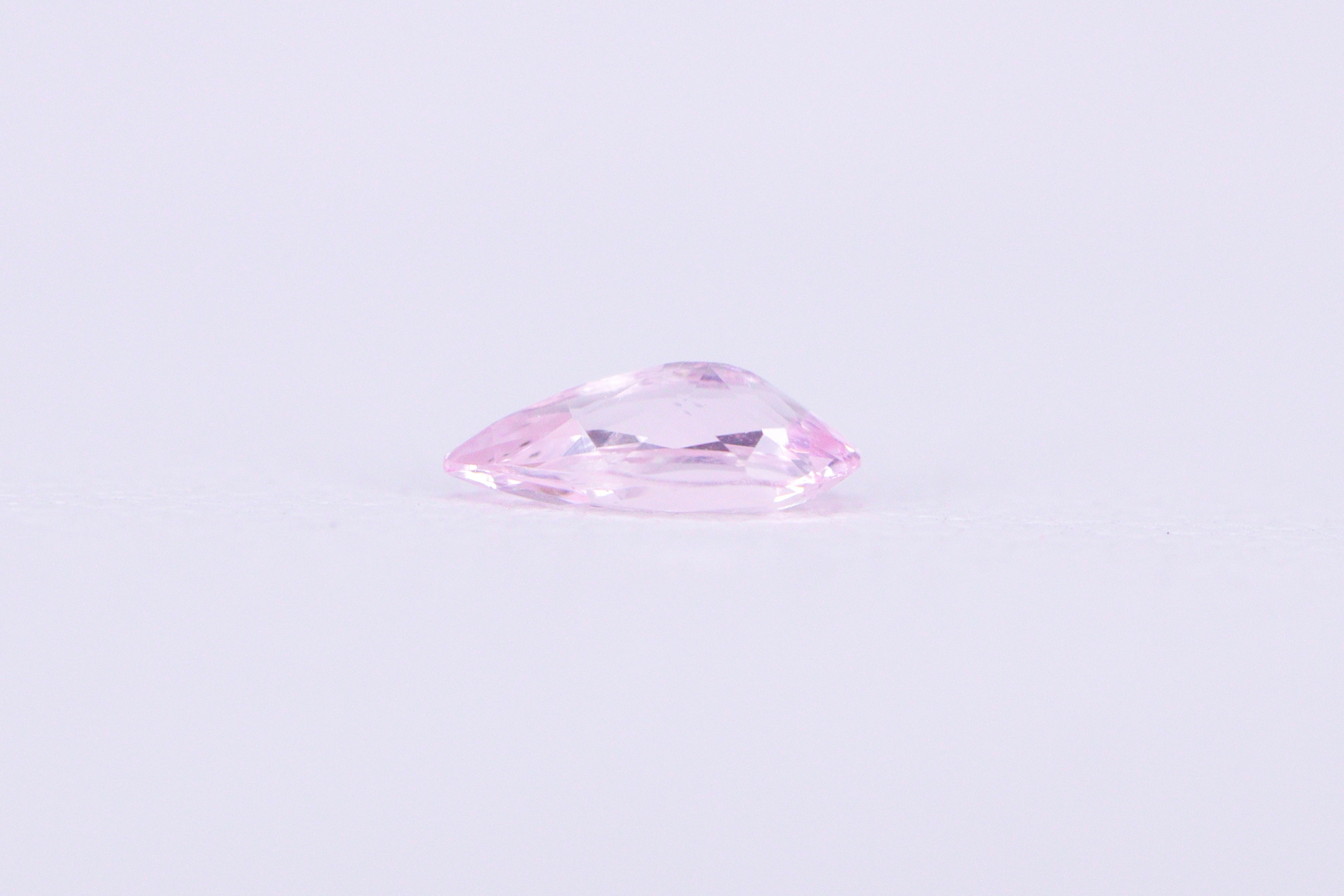ピンクゾイサイト 0.18ct