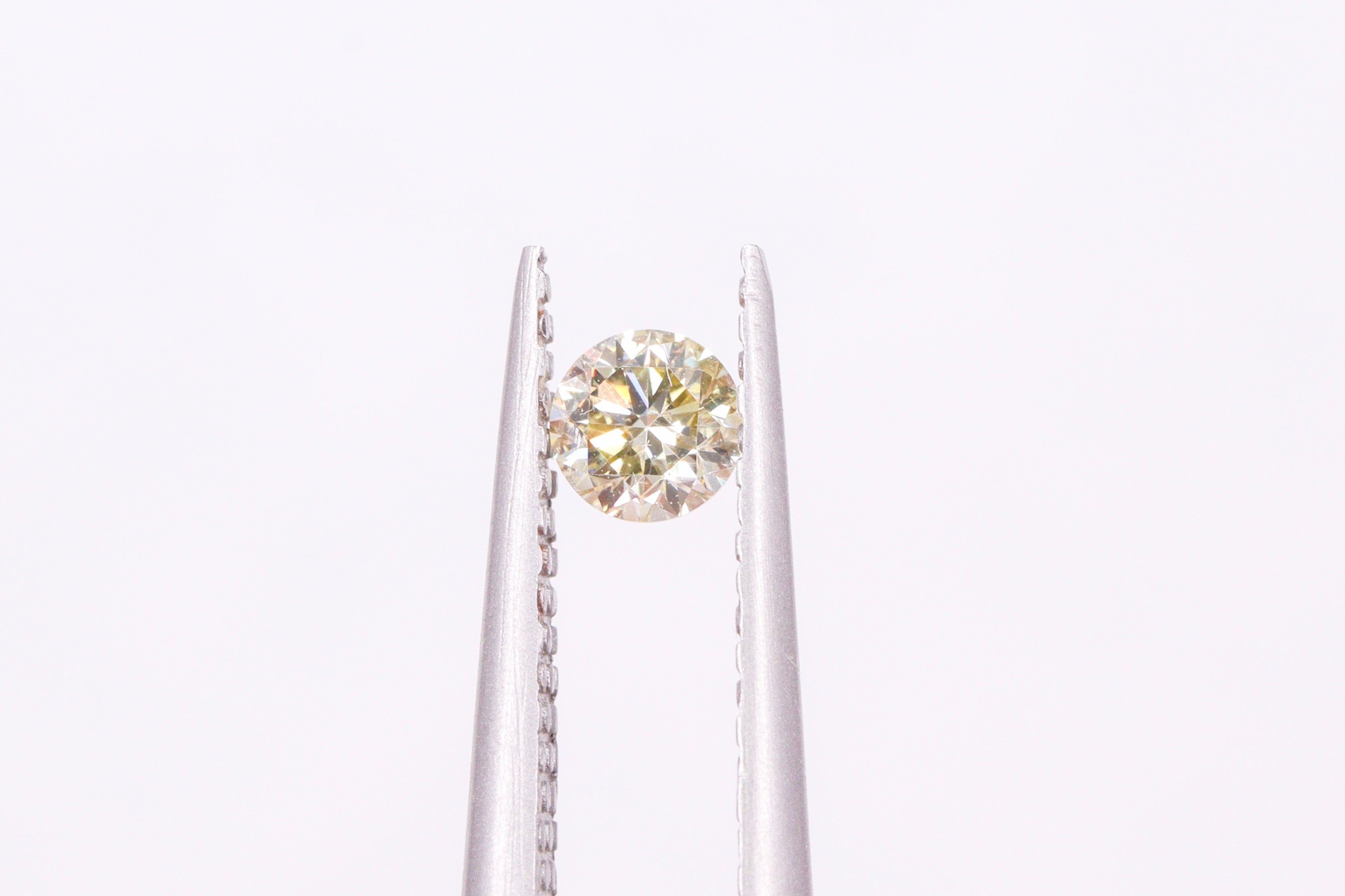 カメレオンダイヤ0.190ct 【AR754】