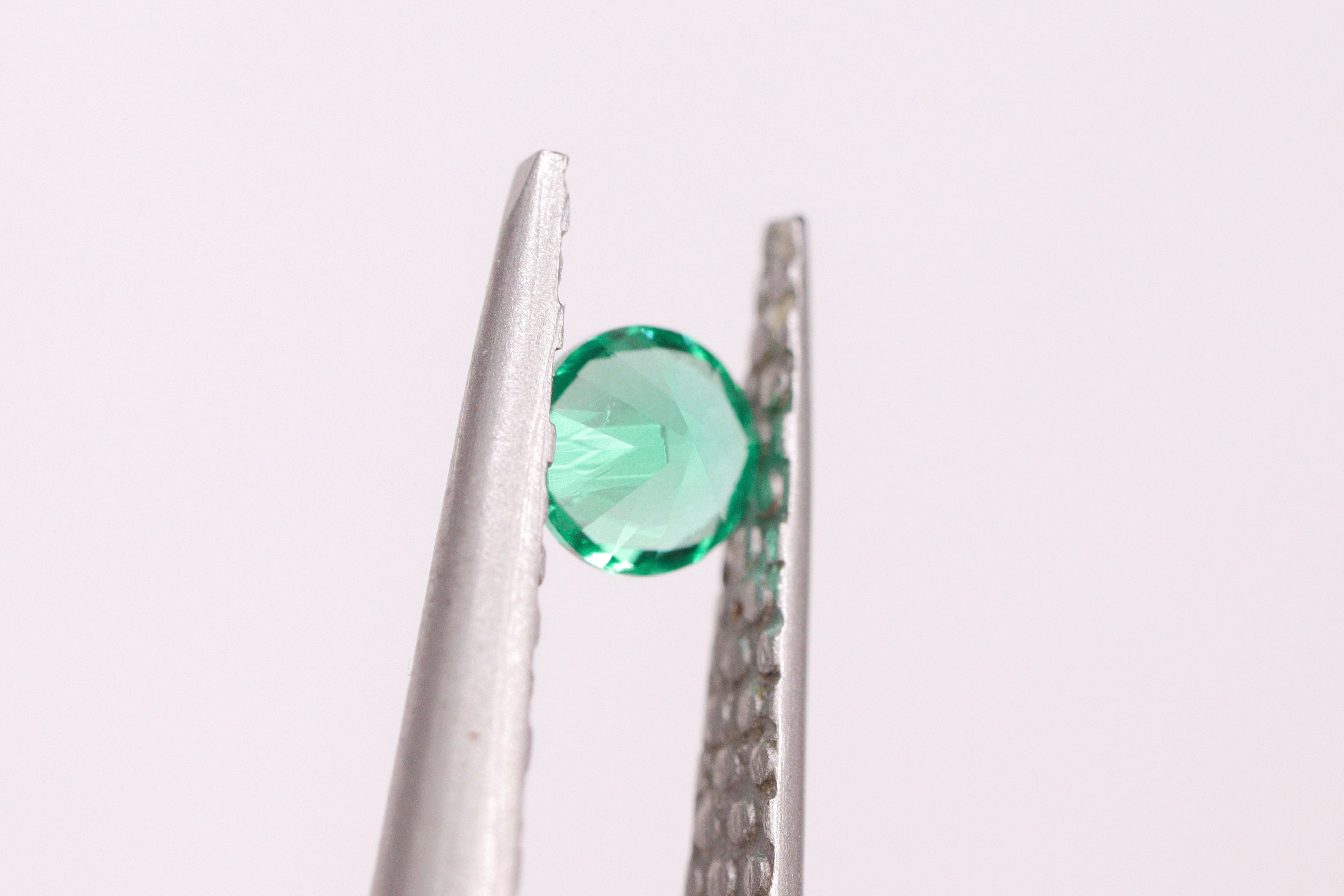 ロシア産 無処理エメラルド 0.10ct
