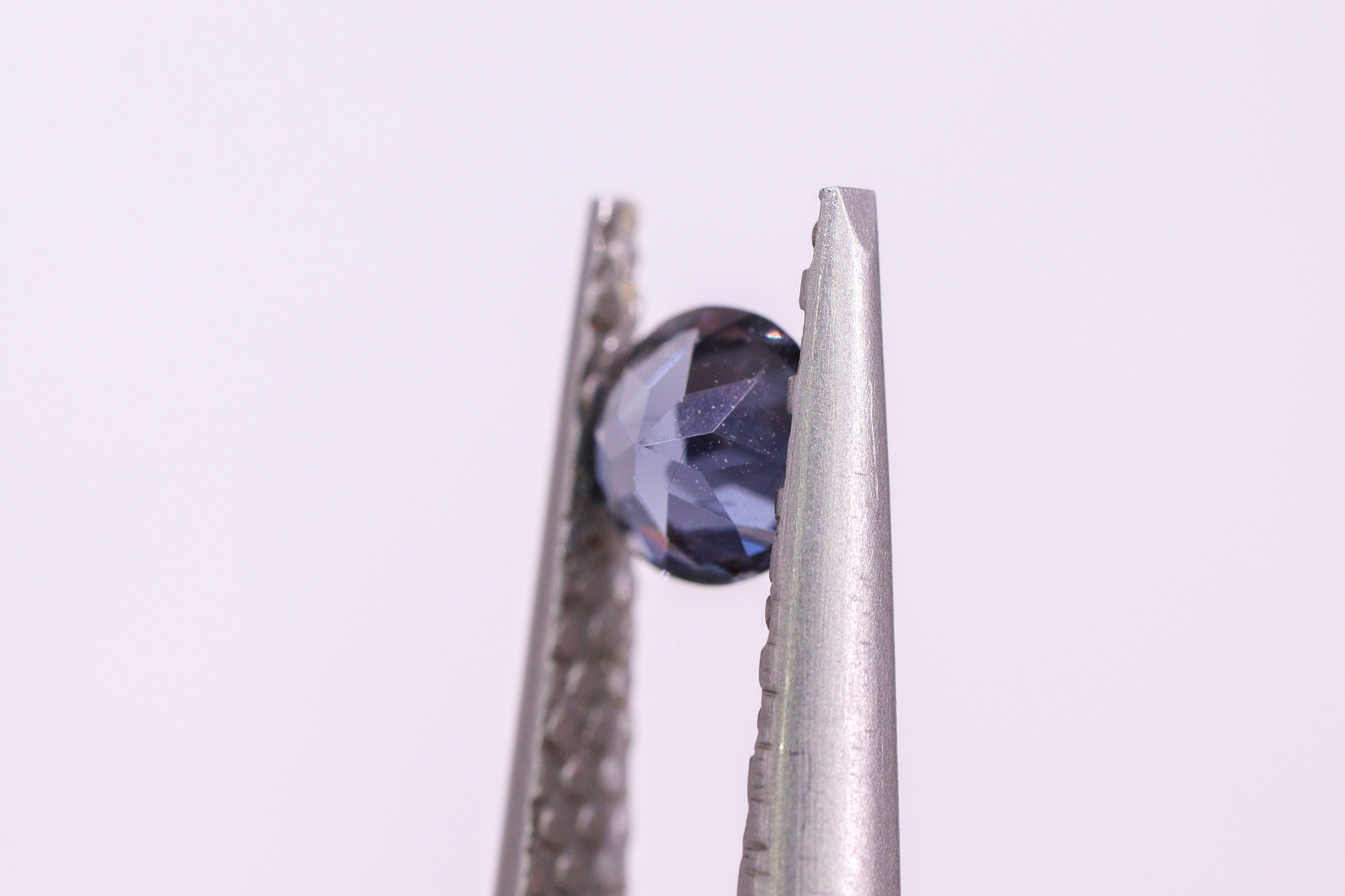 ベキリーブルーガーネット 0.28ct AR1043