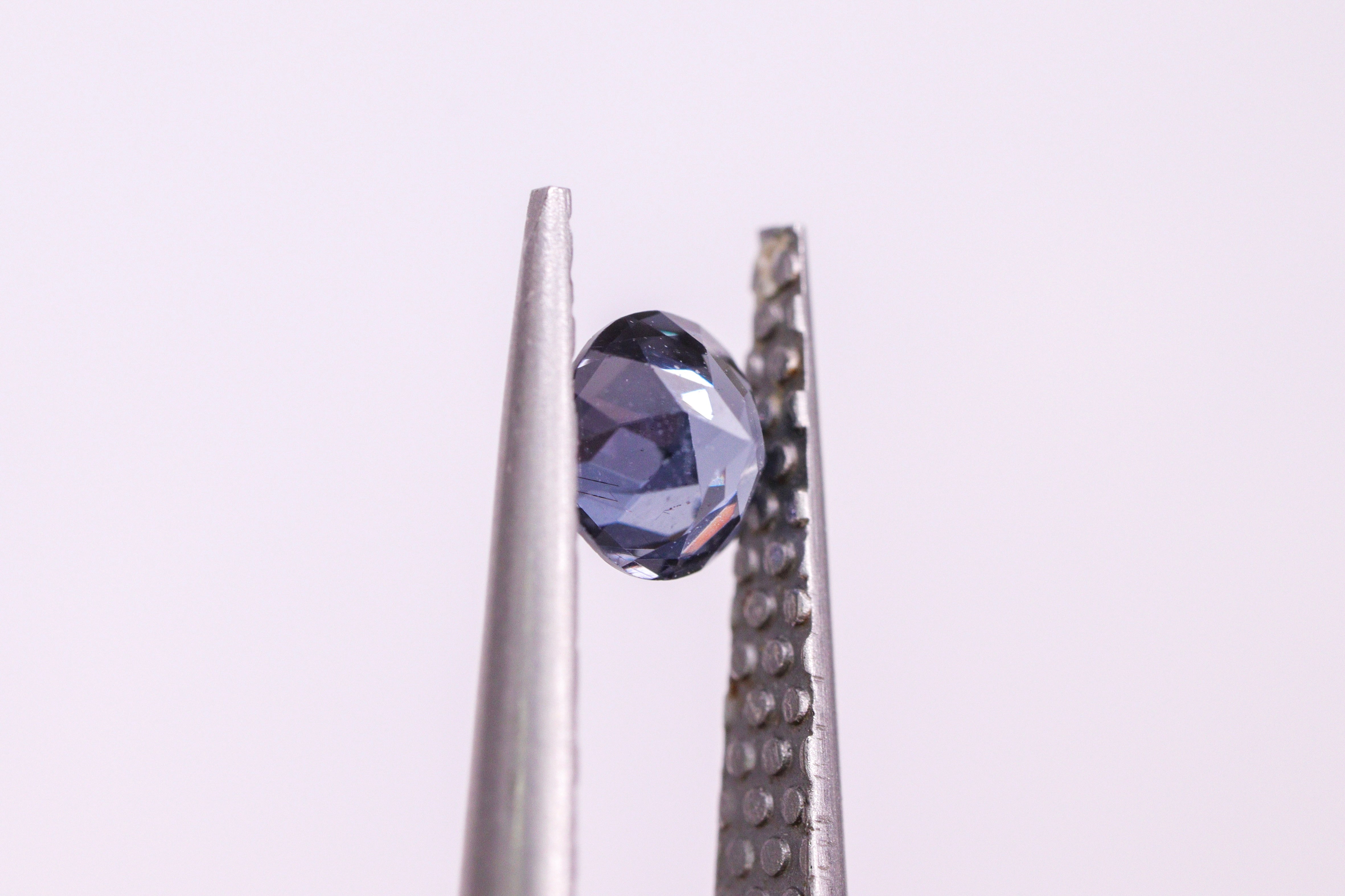 ベキリーブルーガーネット 0.28ct AR1043