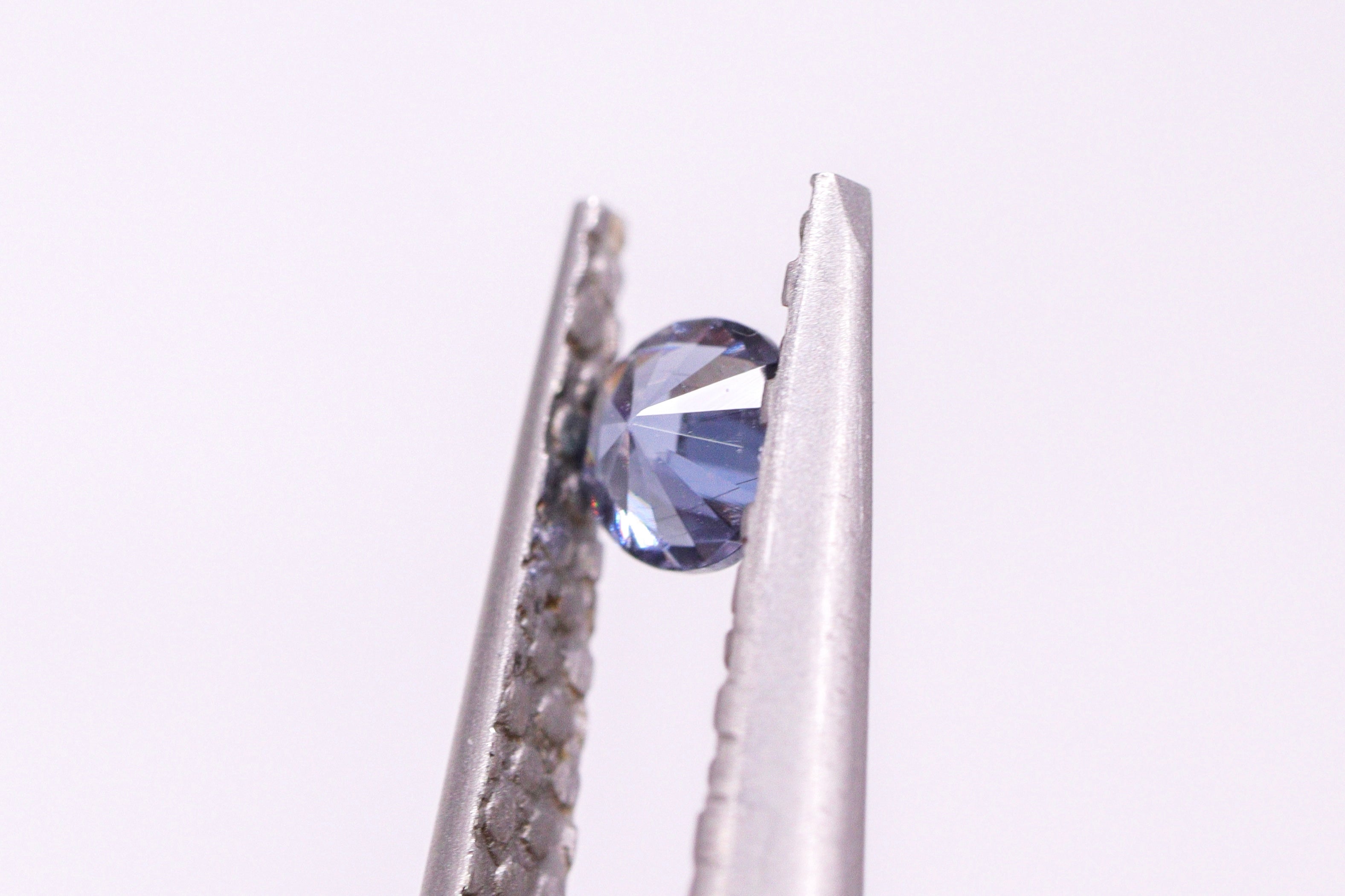 ベキリーブルーガーネット 0.13ct