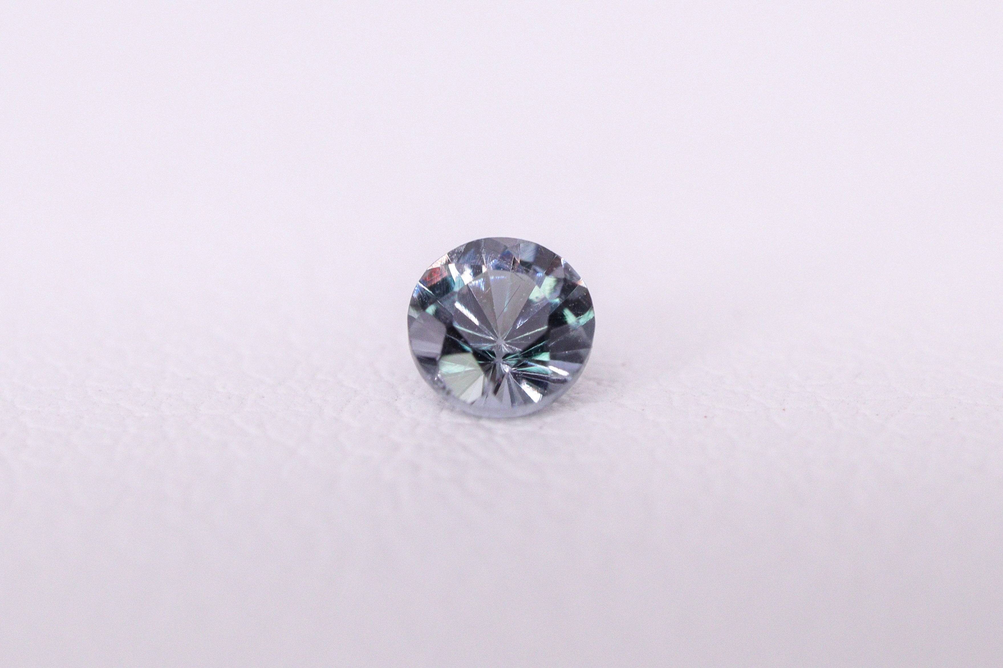 ベキリーブルーガーネット 0.17ct