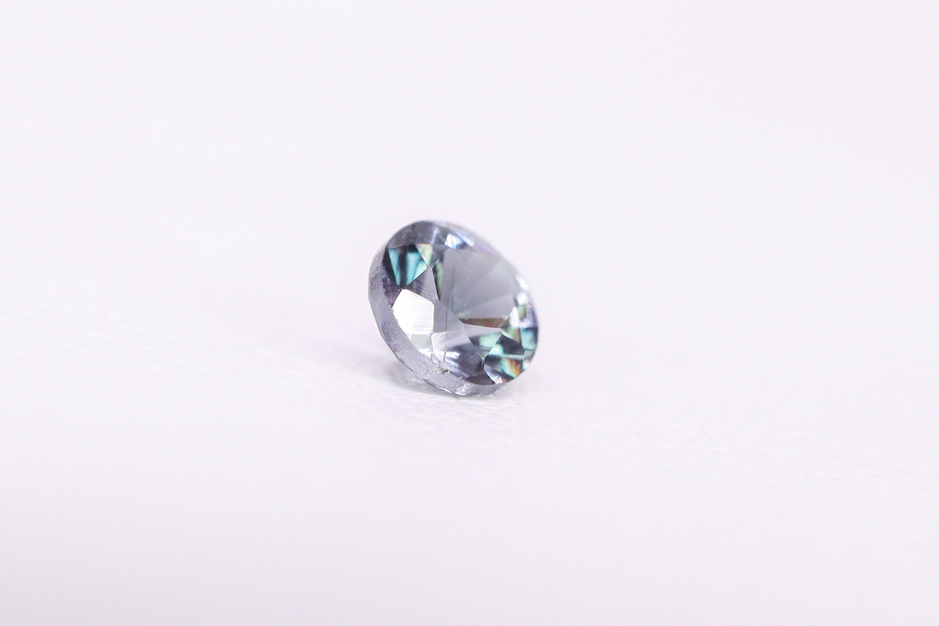 ベキリーブルーガーネット 0.17ct