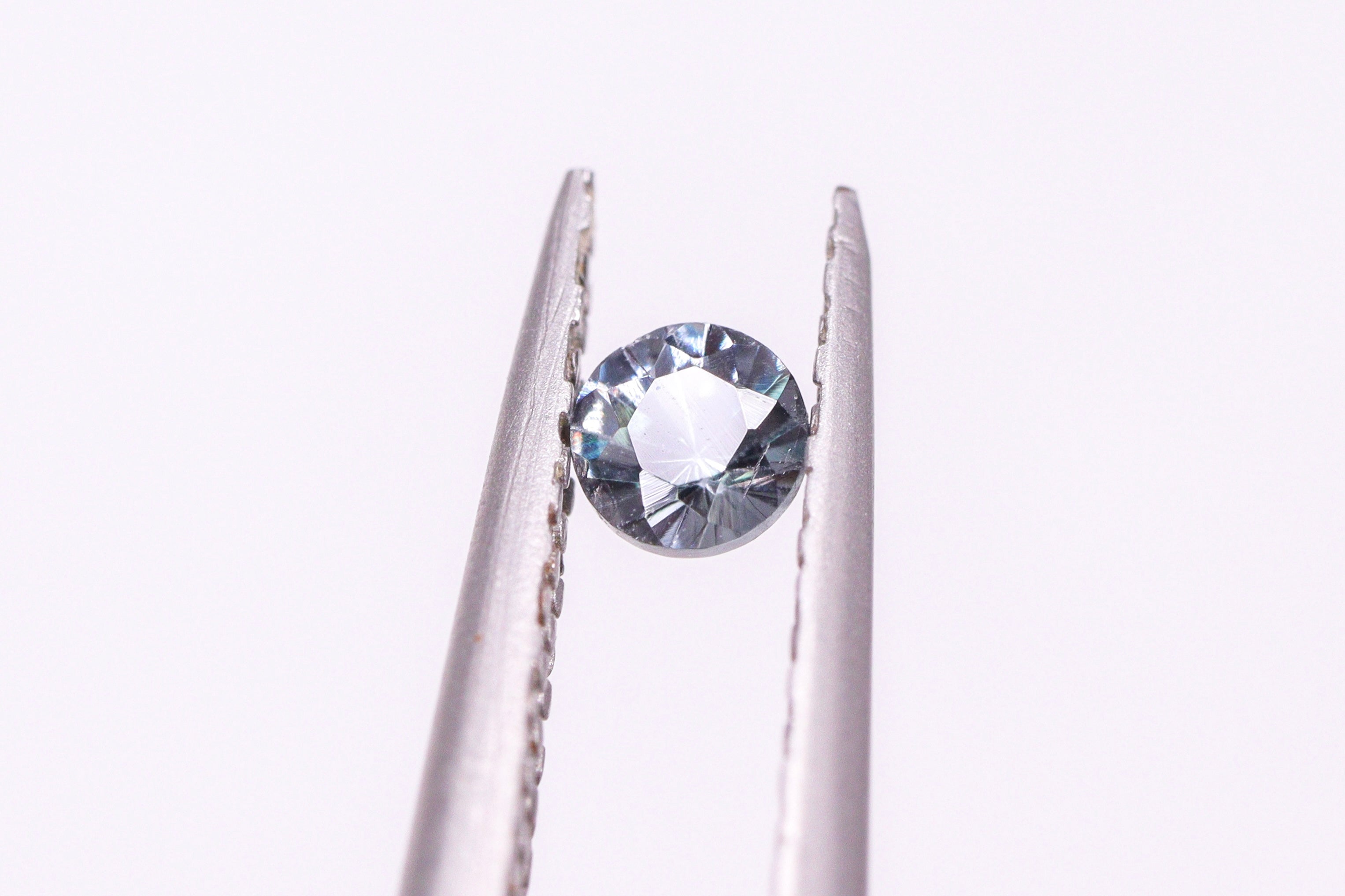 ベキリーブルーガーネット 0.17ct