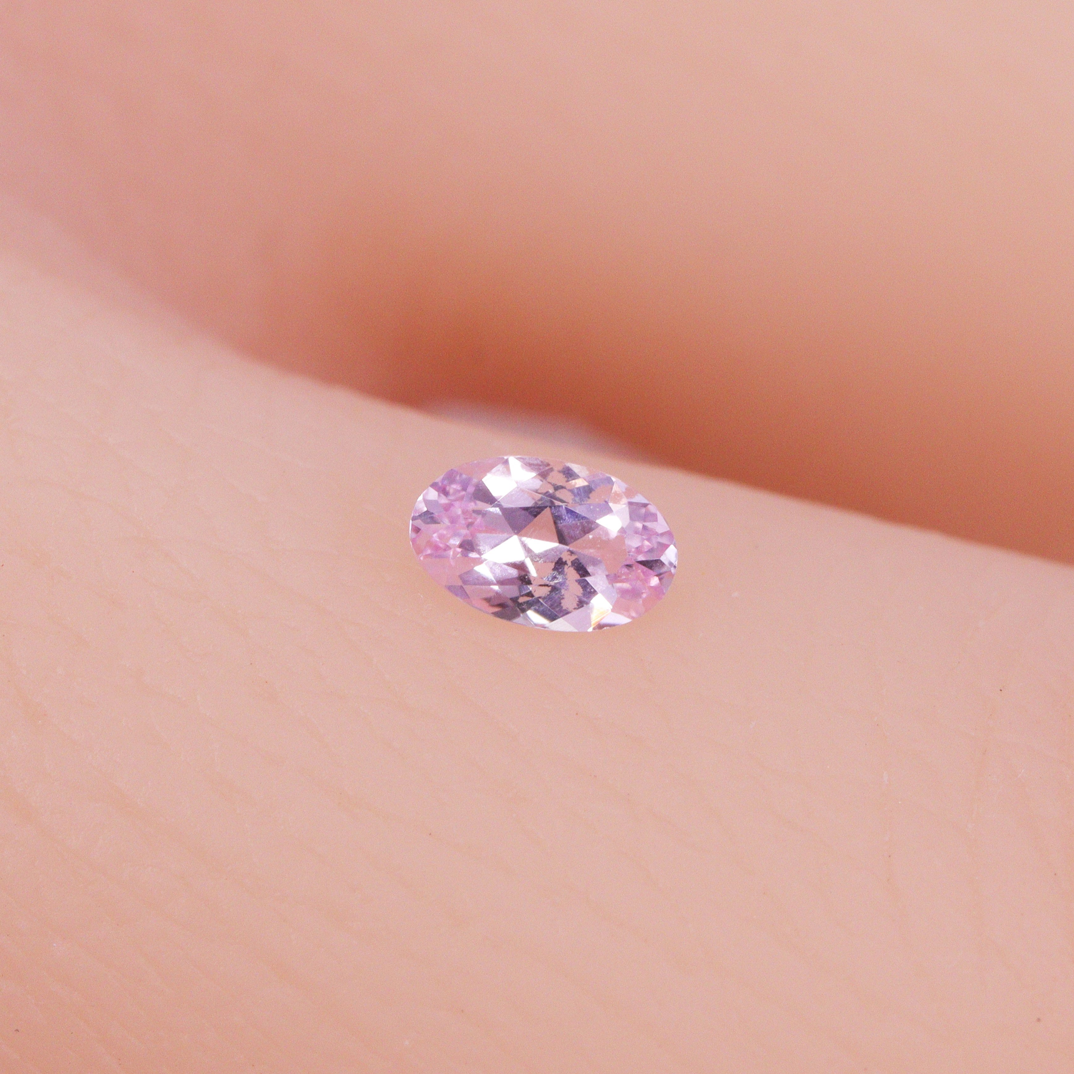 超希少ピンクゾイサイト 0.16ct 【AR856】