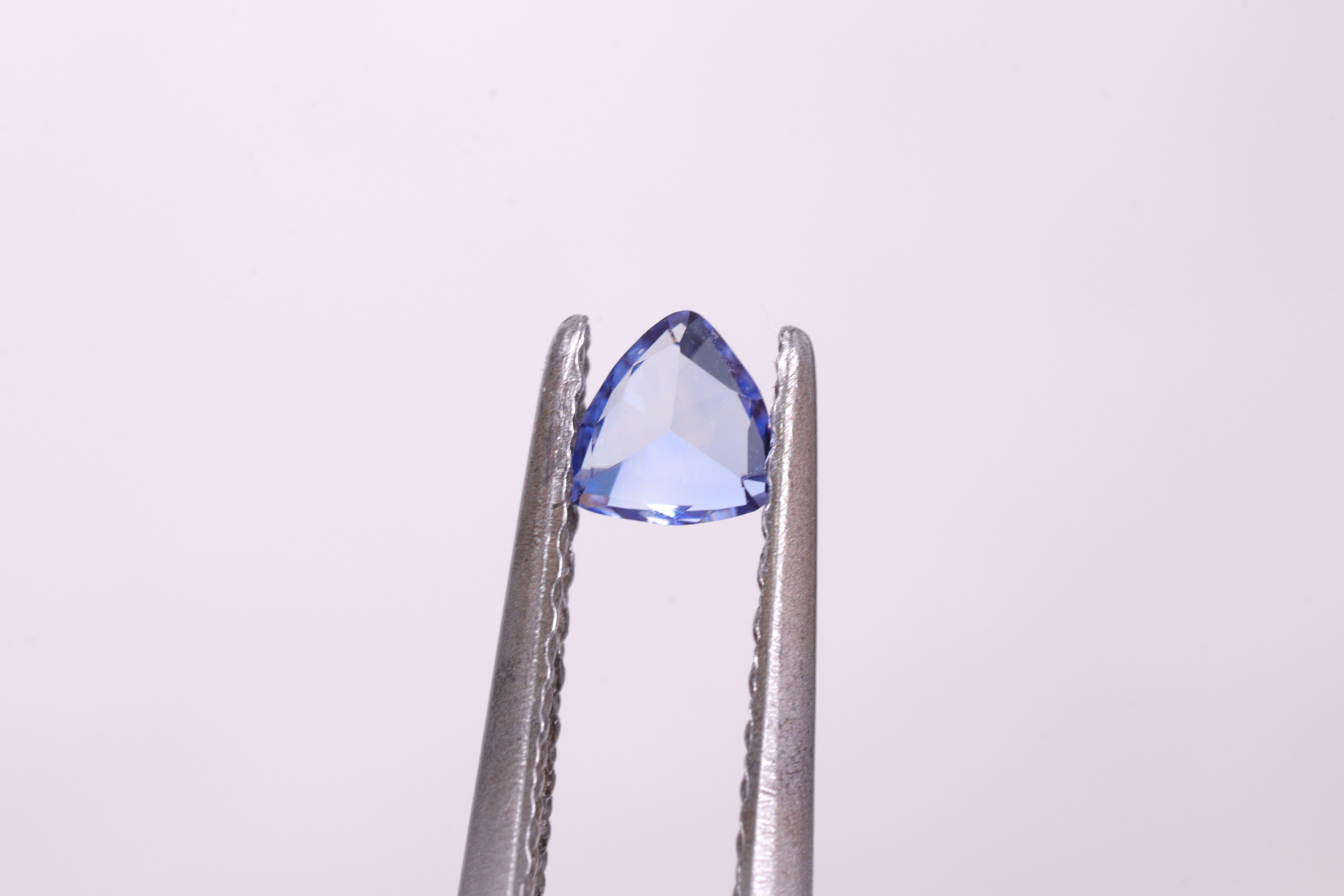 ベニトアイト 0.18ct
