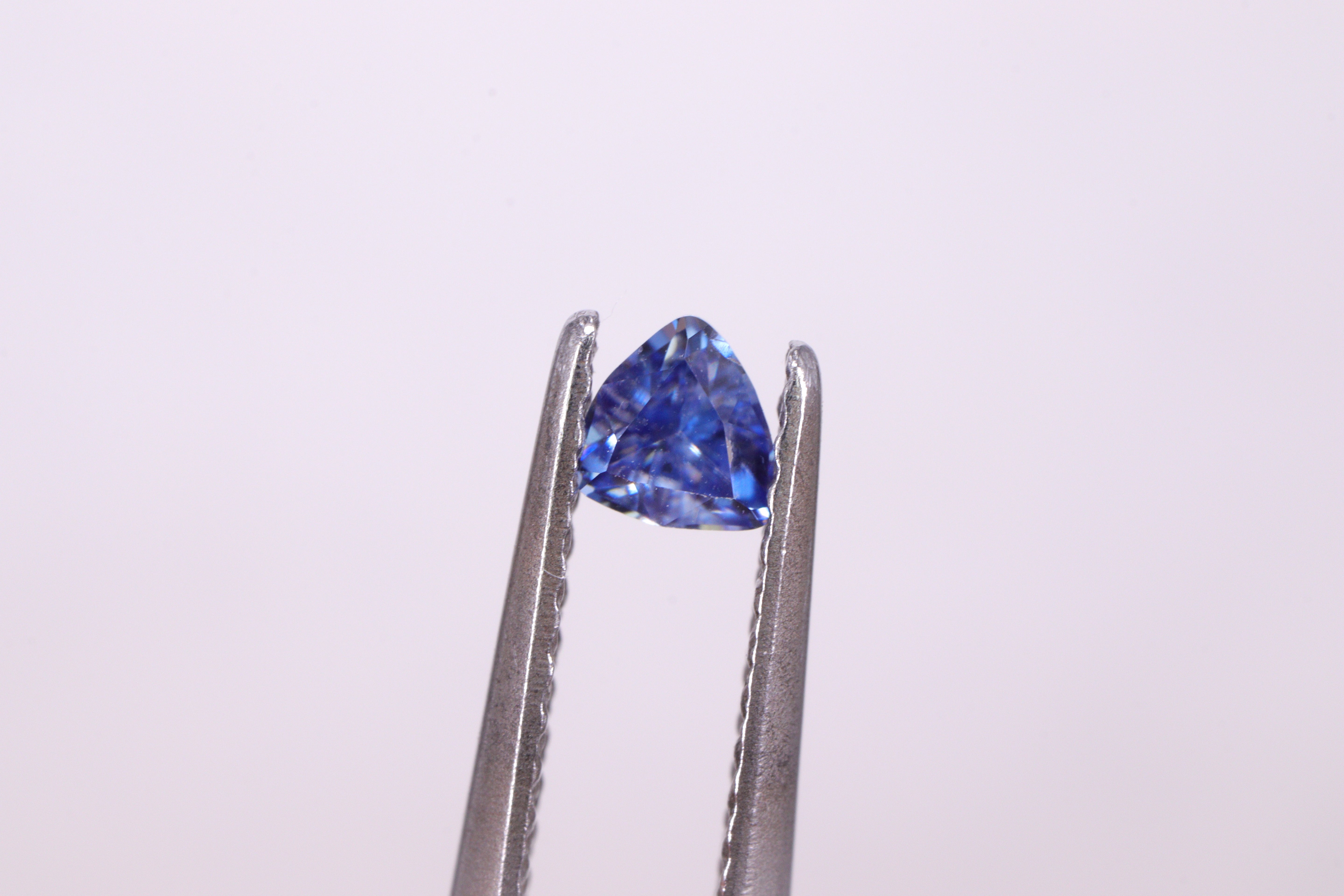 ベニトアイト 0.18ct