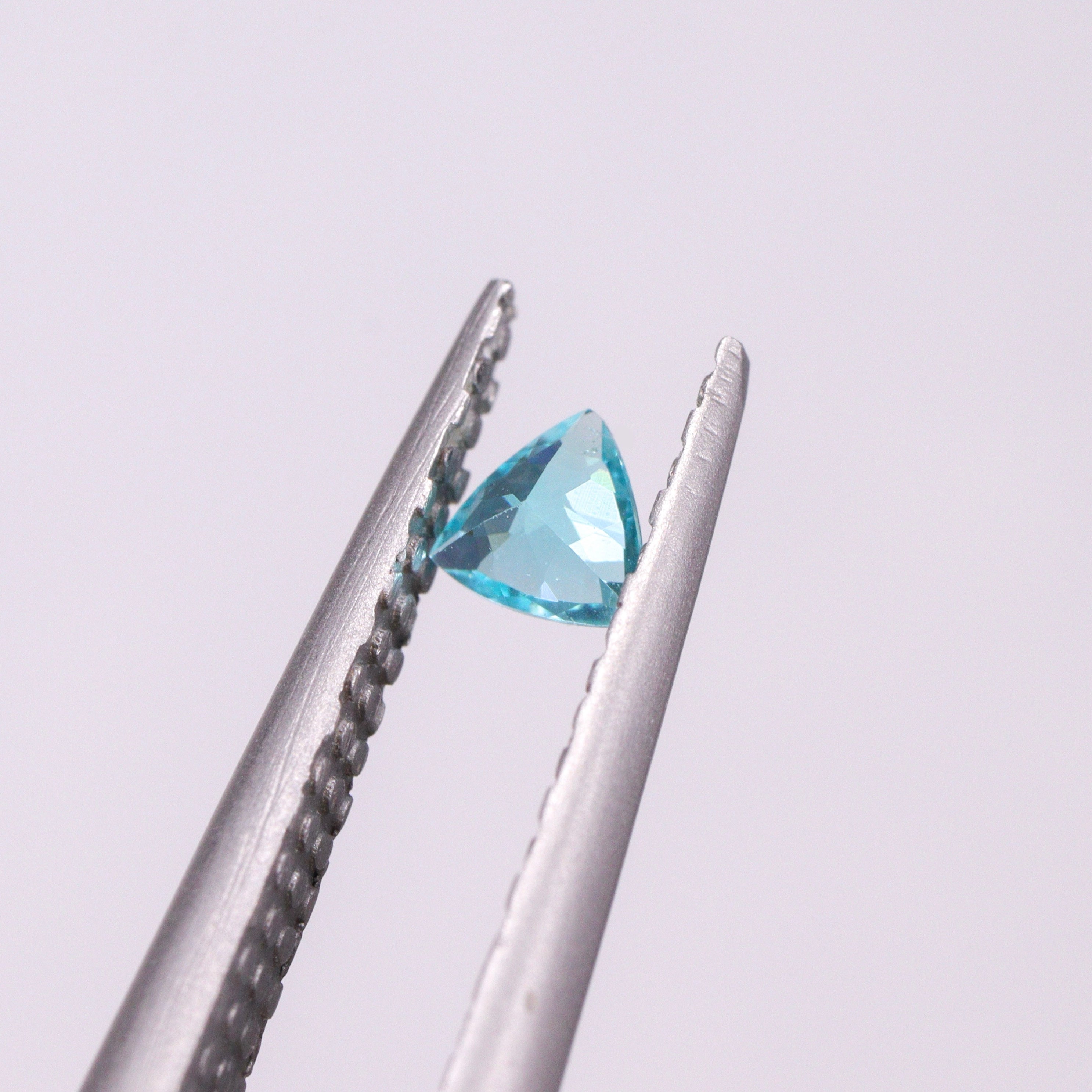 ☆至高の輝き☆ブラジル・バタリア鉱山産 パライバトルマリン 0.100ct