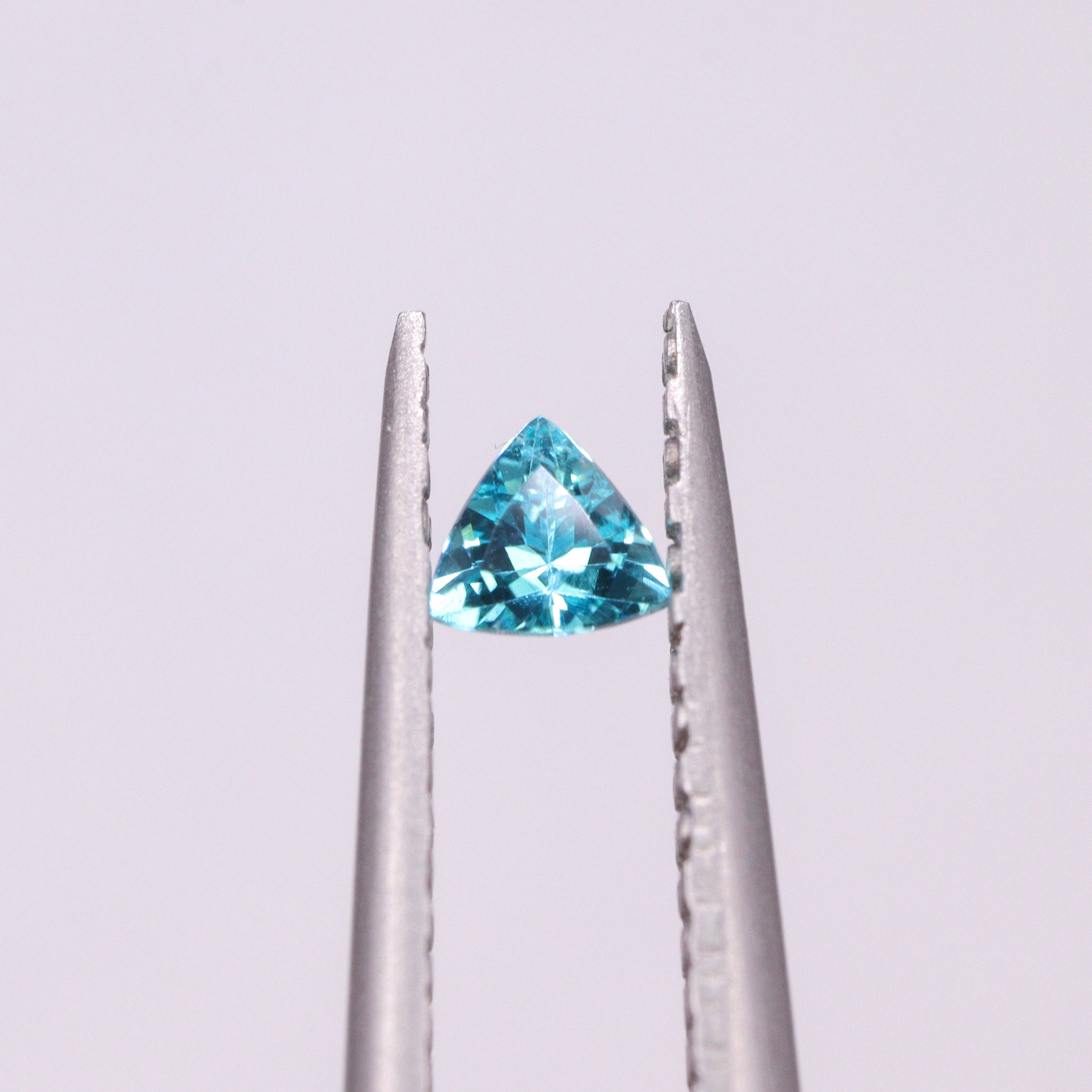 ☆至高の輝き☆ブラジル・バタリア鉱山産 パライバトルマリン 0.100ct