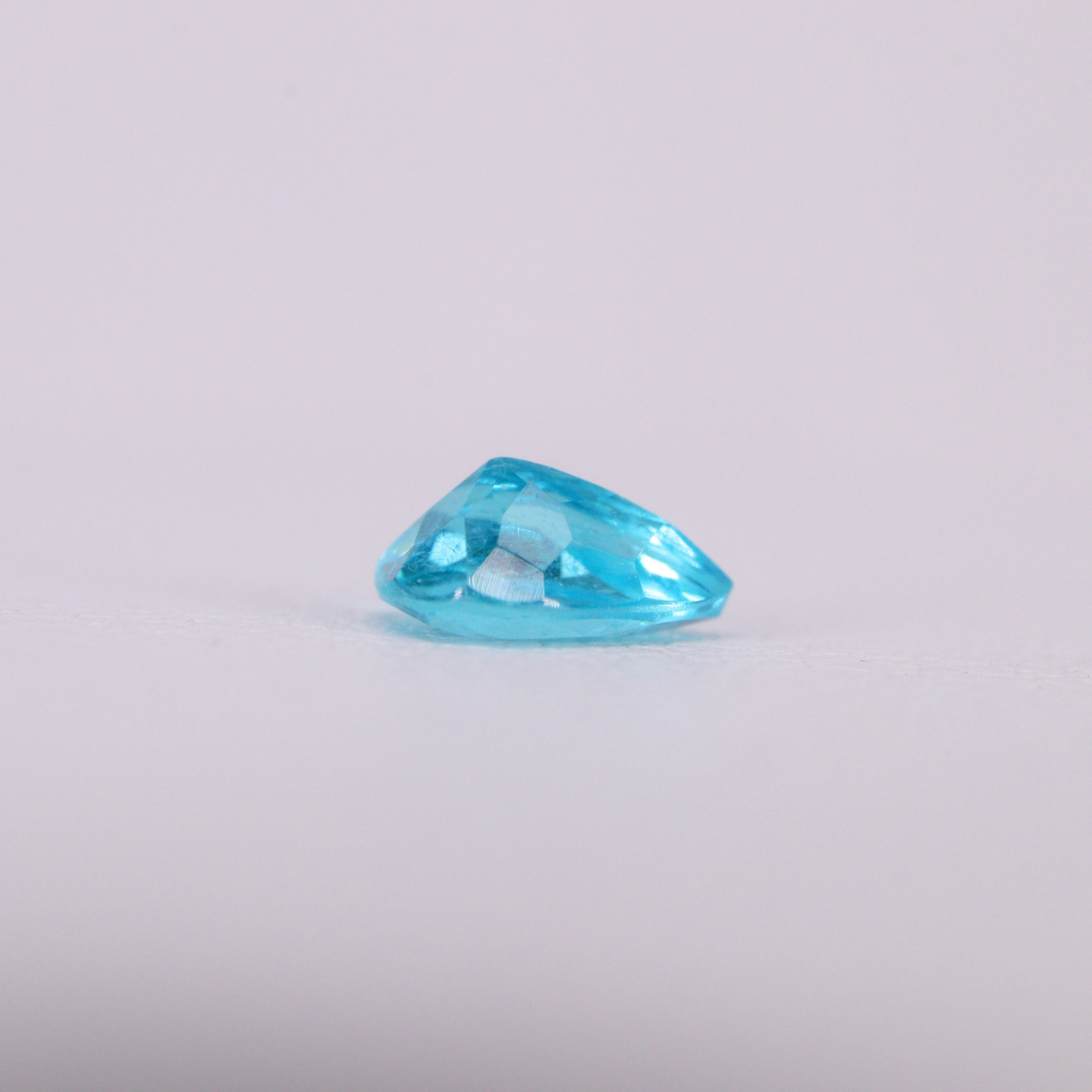 ☆至高の輝き☆ブラジル・バタリア鉱山産 パライバトルマリン 0.369ct