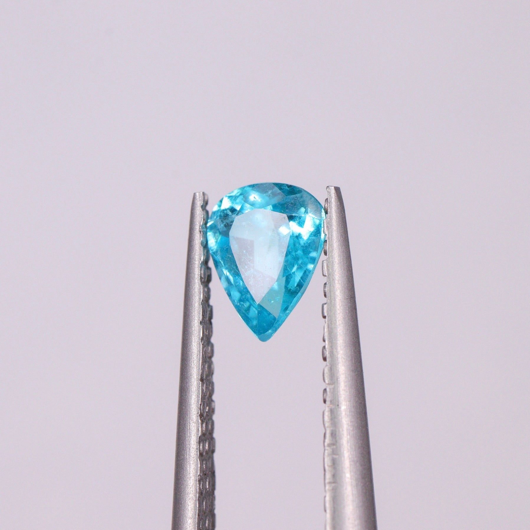 ☆至高の輝き☆ブラジル・バタリア鉱山産 パライバトルマリン 0.369ct