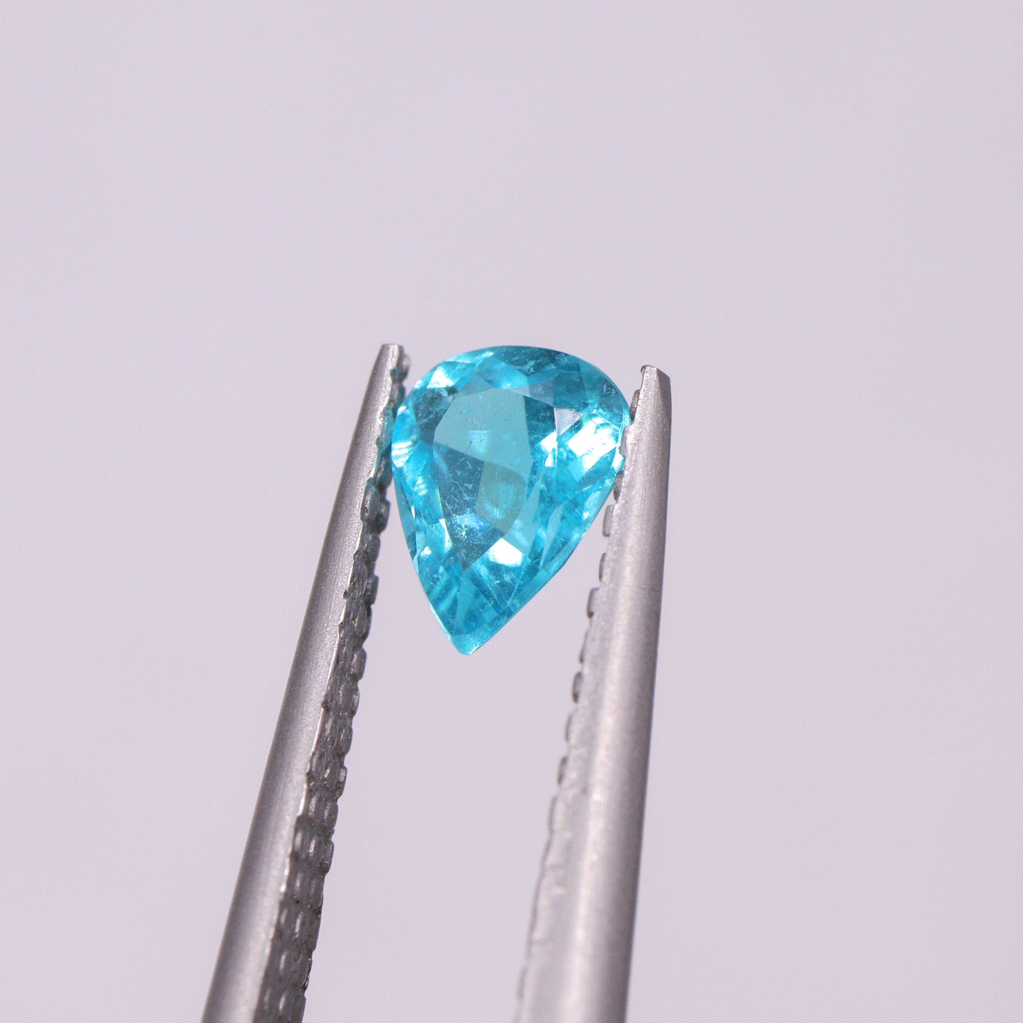 ☆至高の輝き☆ブラジル・バタリア鉱山産 パライバトルマリン 0.369ct