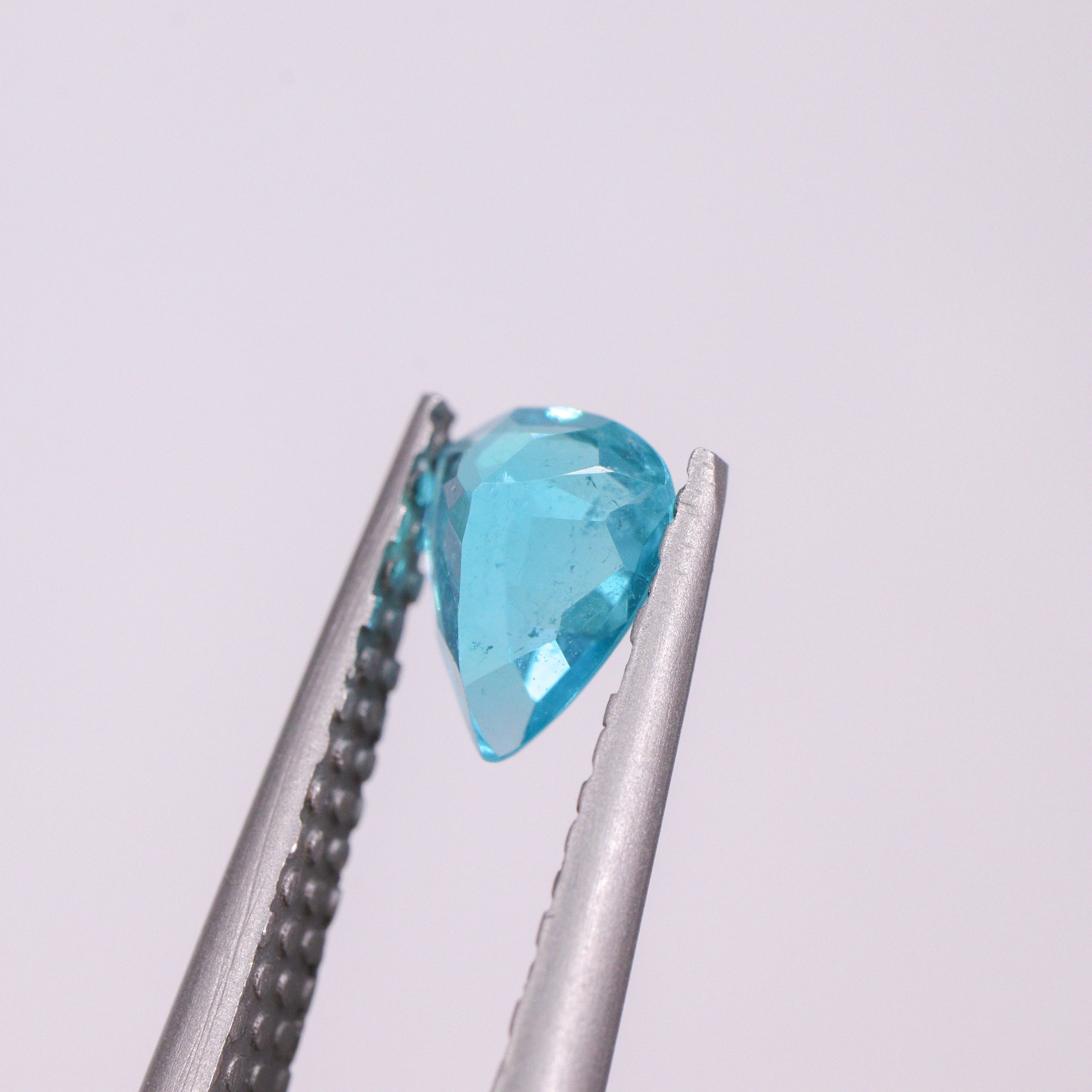 ☆至高の輝き☆ブラジル・バタリア鉱山産 パライバトルマリン 0.369ct
