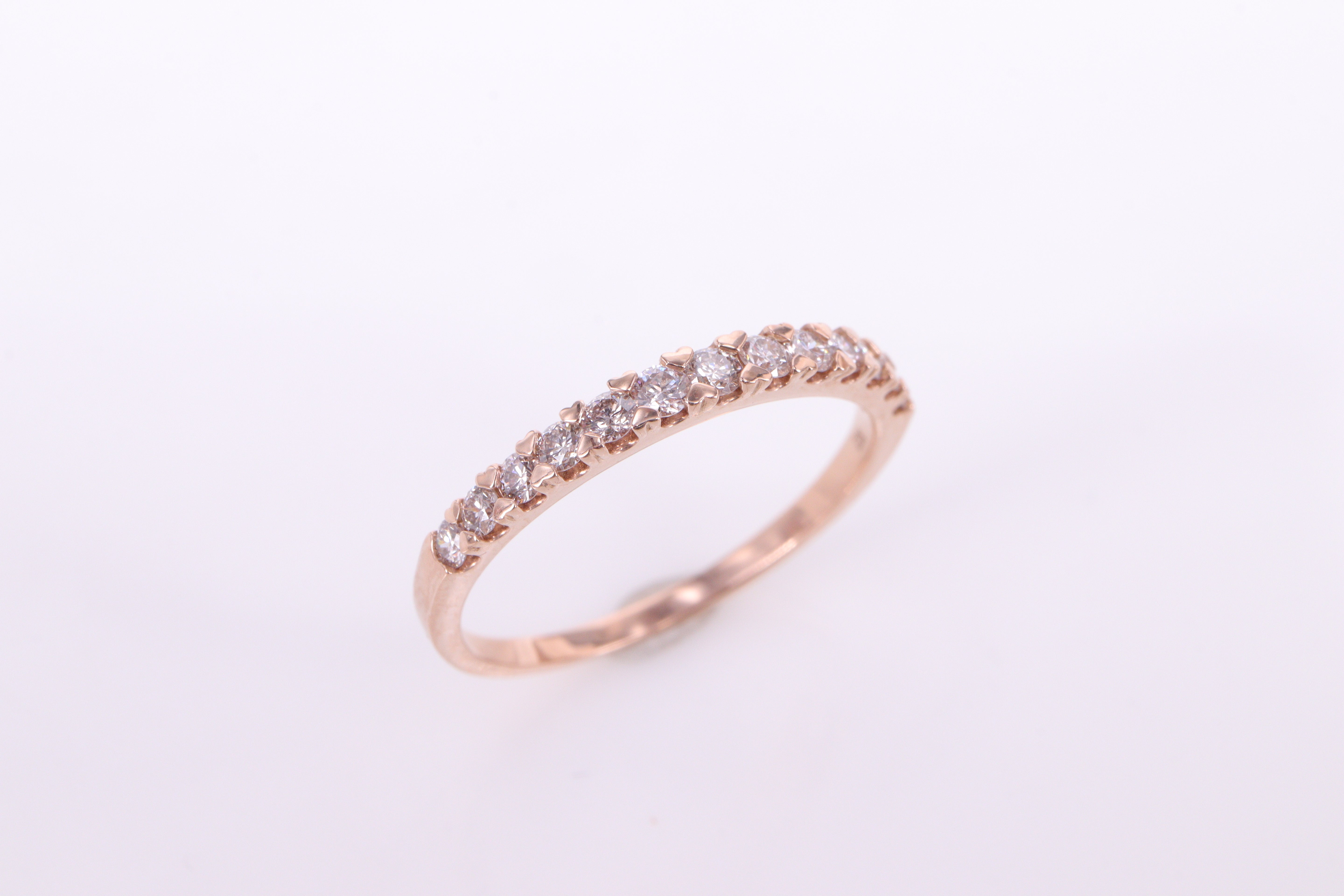 ダイヤモンド ♡爪 Pt950 エタニティーリング