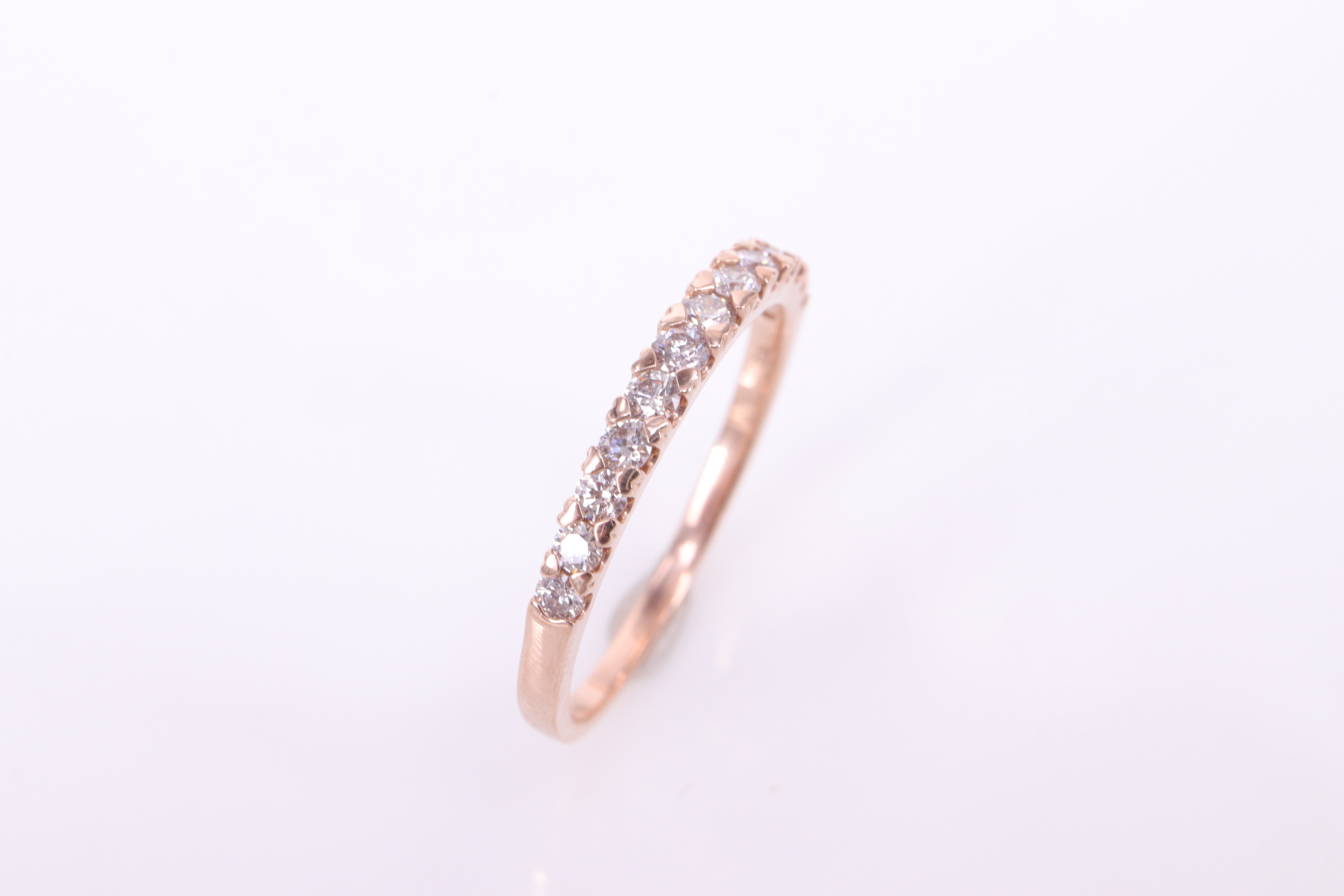 ダイヤモンド ♡爪 Pt950 エタニティーリング