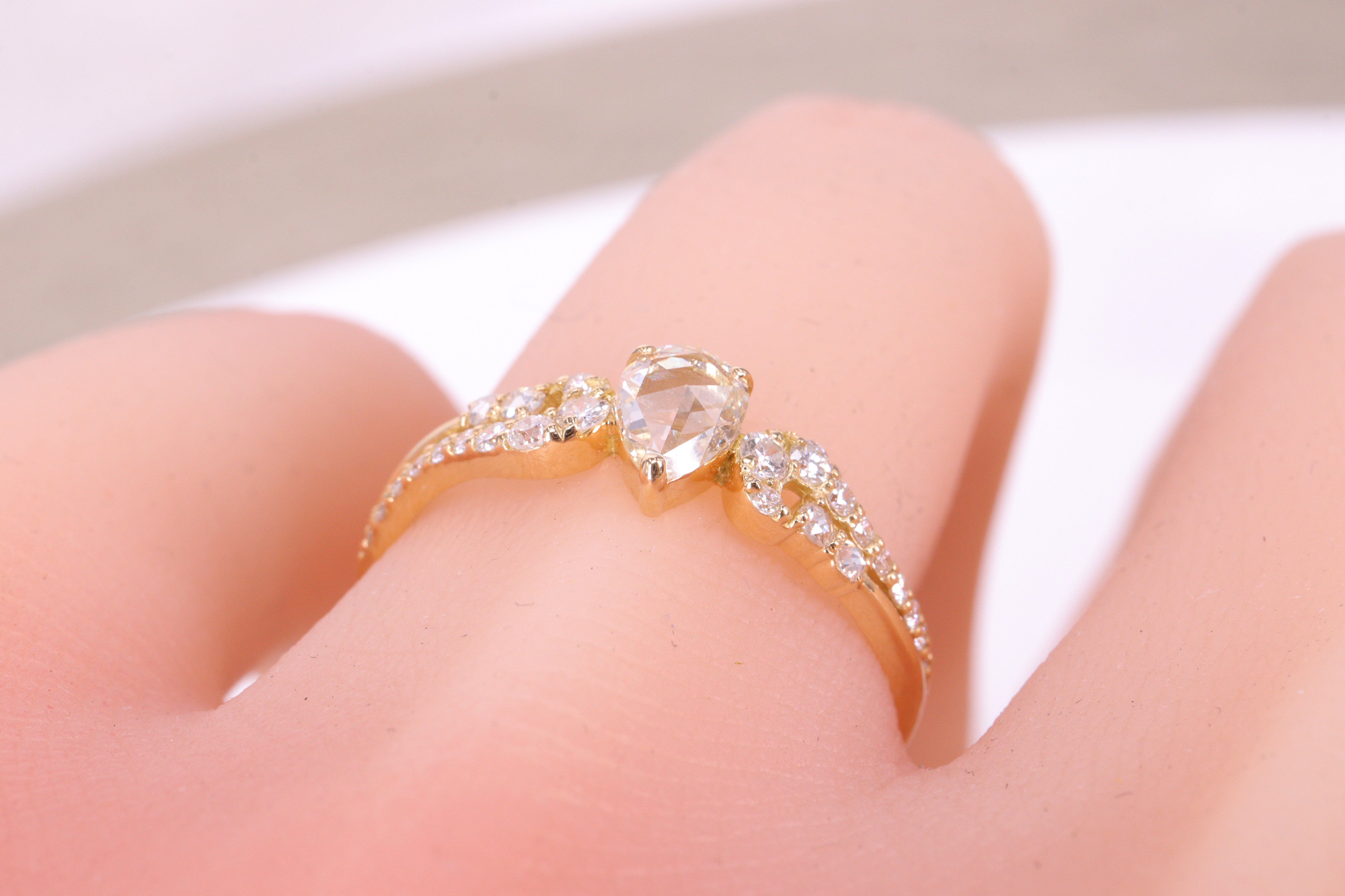 ローズカットダイヤモンド K18YGリング 3907