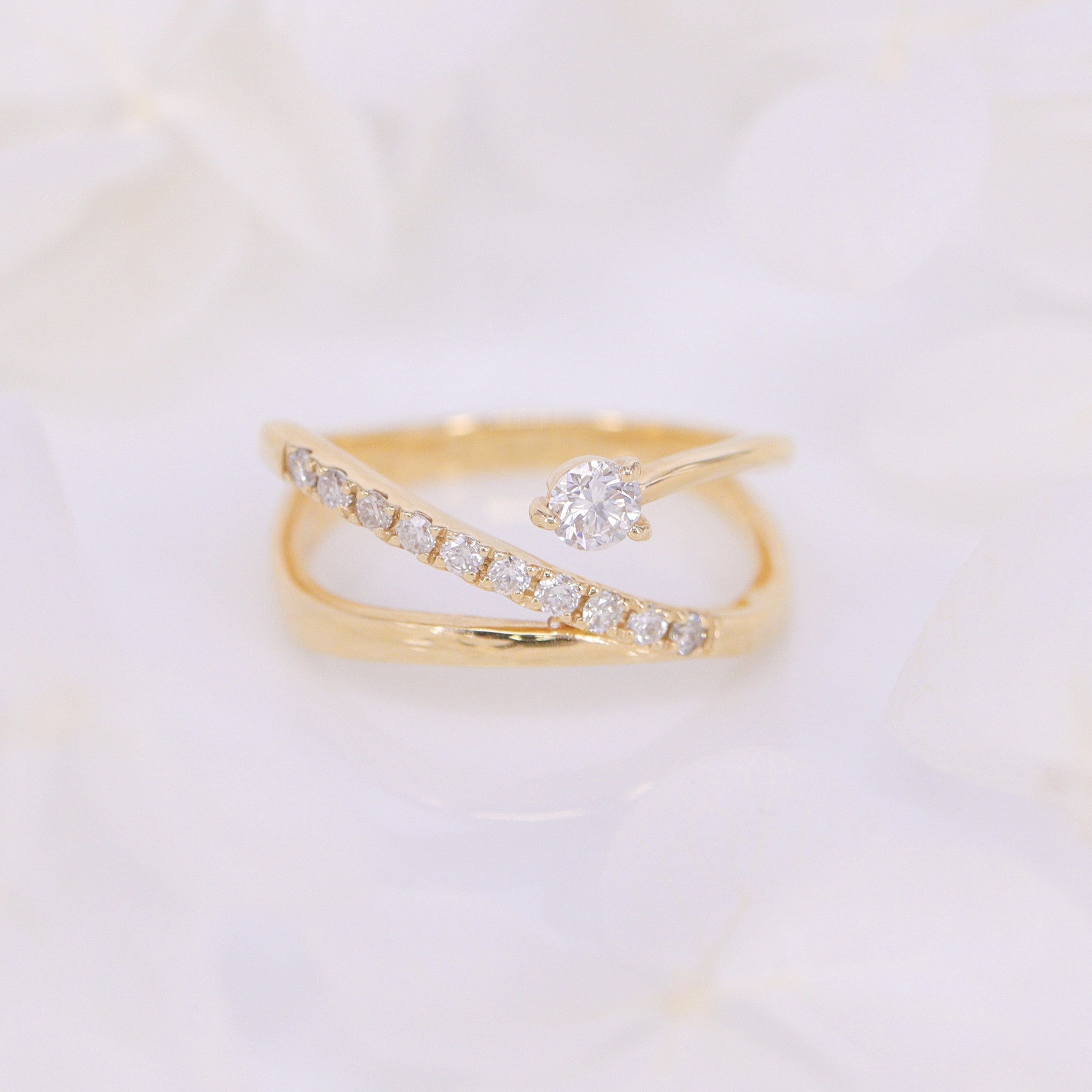 ダイヤモンド K18YG ピンキーリング