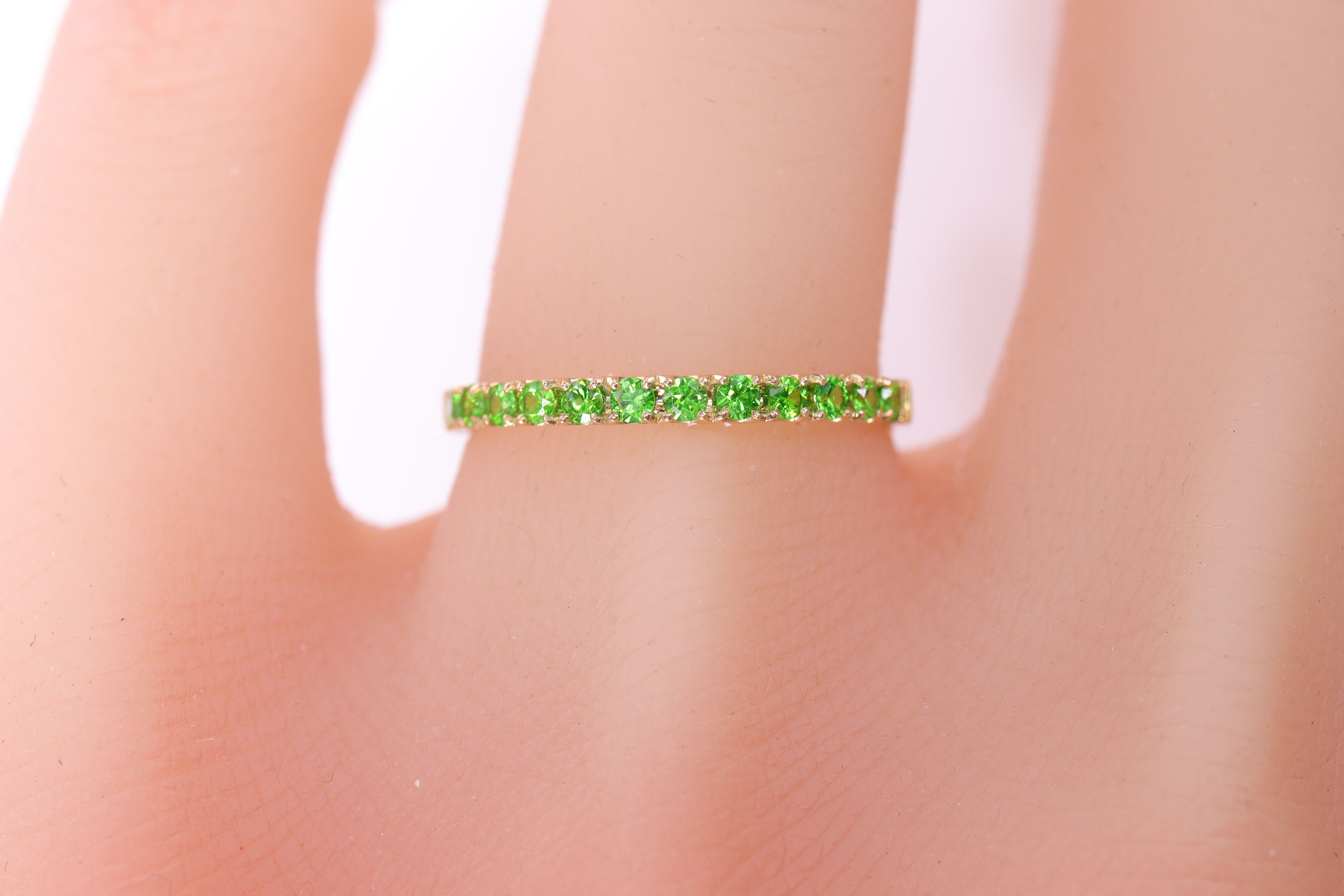 【1点限り】デマントイドガーネット K18YG エタニティーリング