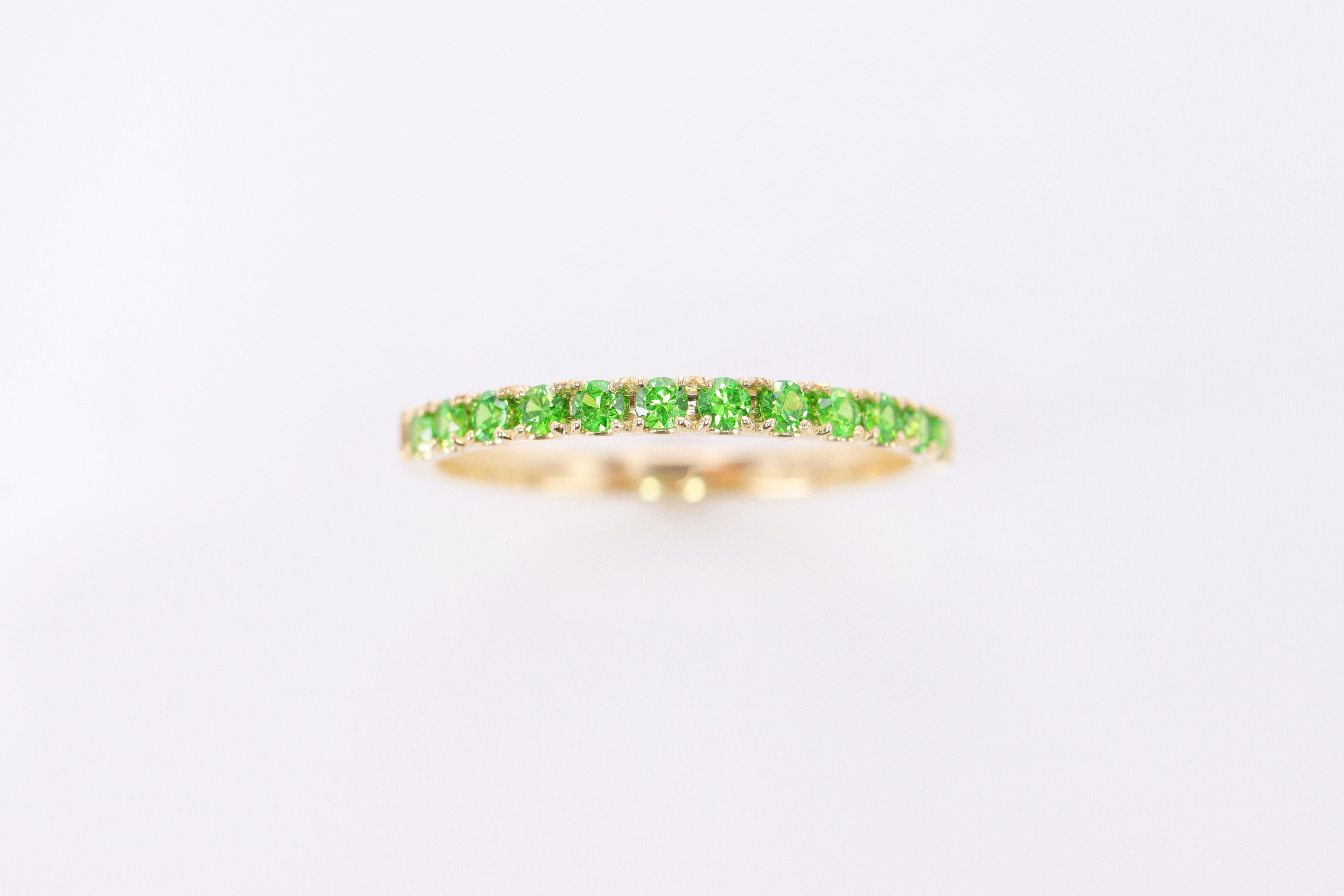 【1点限り】デマントイドガーネット K18YG エタニティーリング