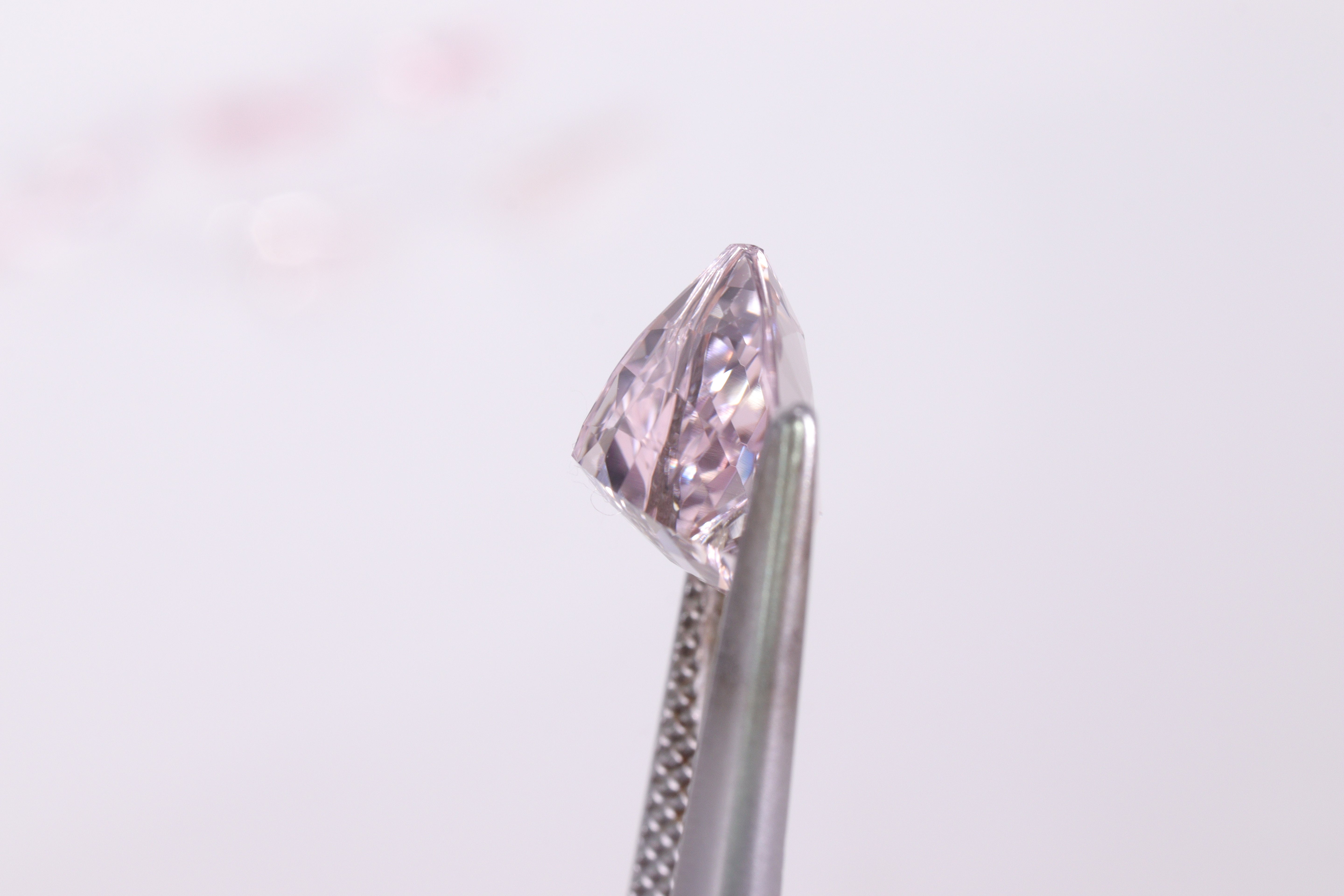 モルガナイト 3.28ct