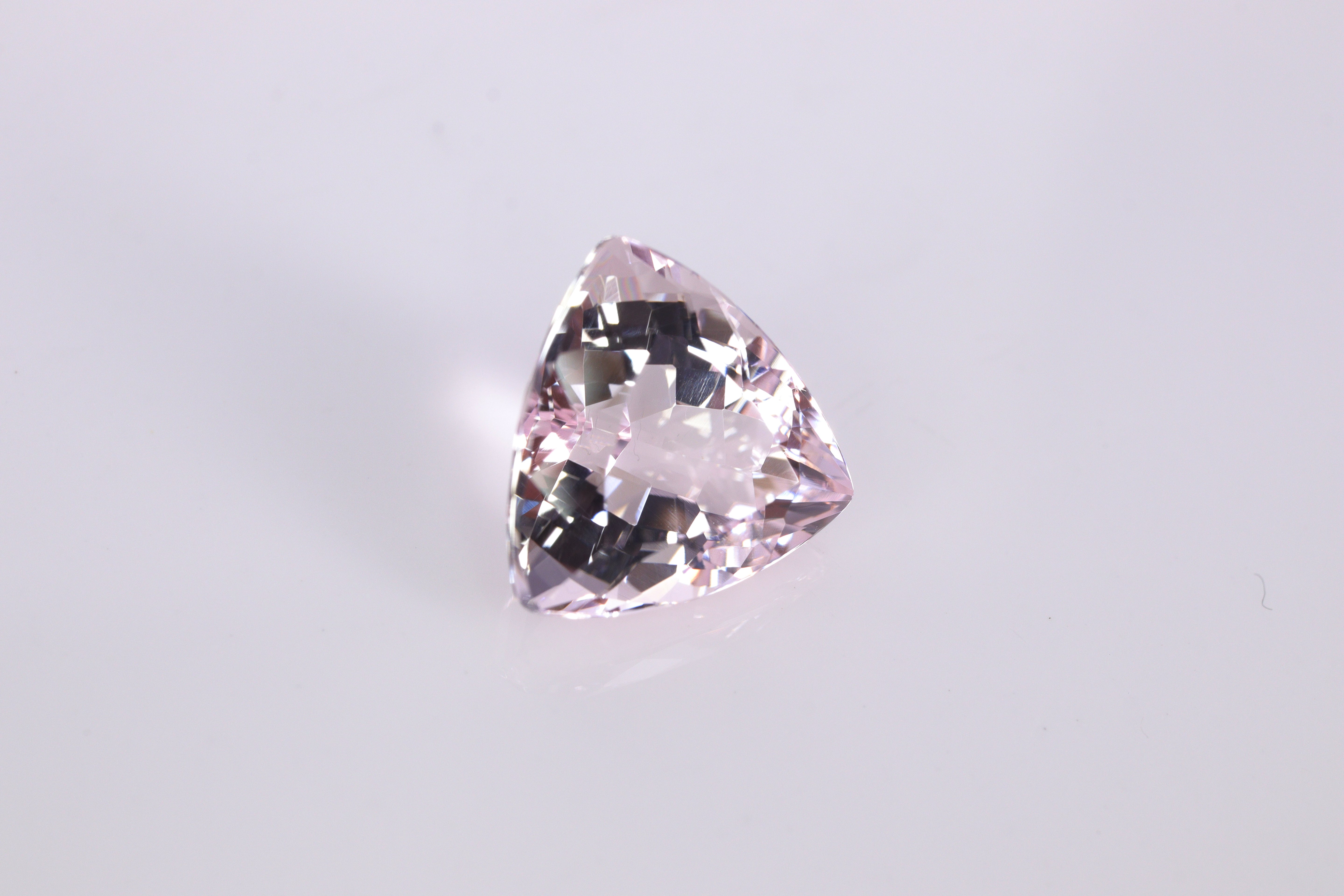 モルガナイト 3.28ct