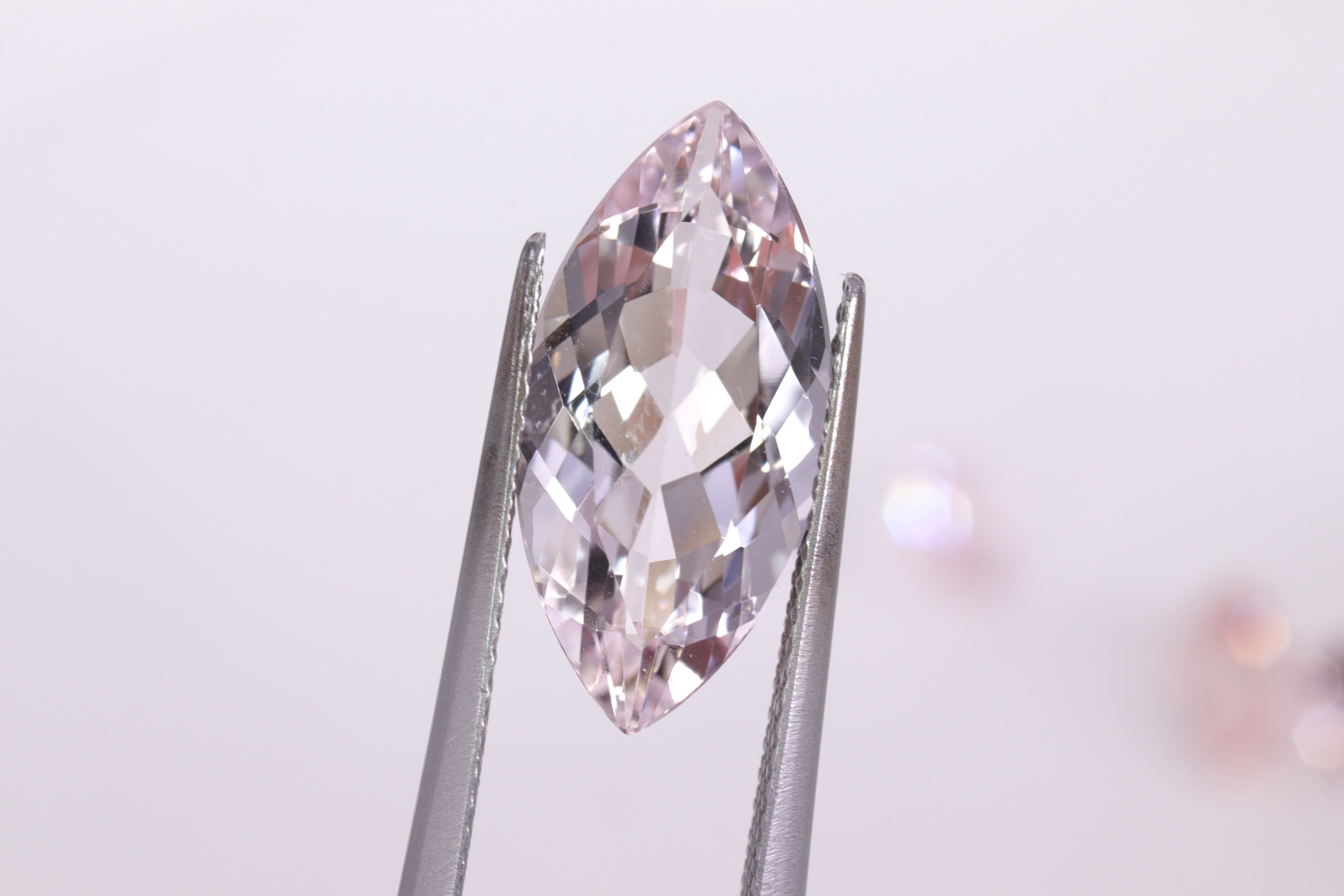 モルガナイト 4.01ct