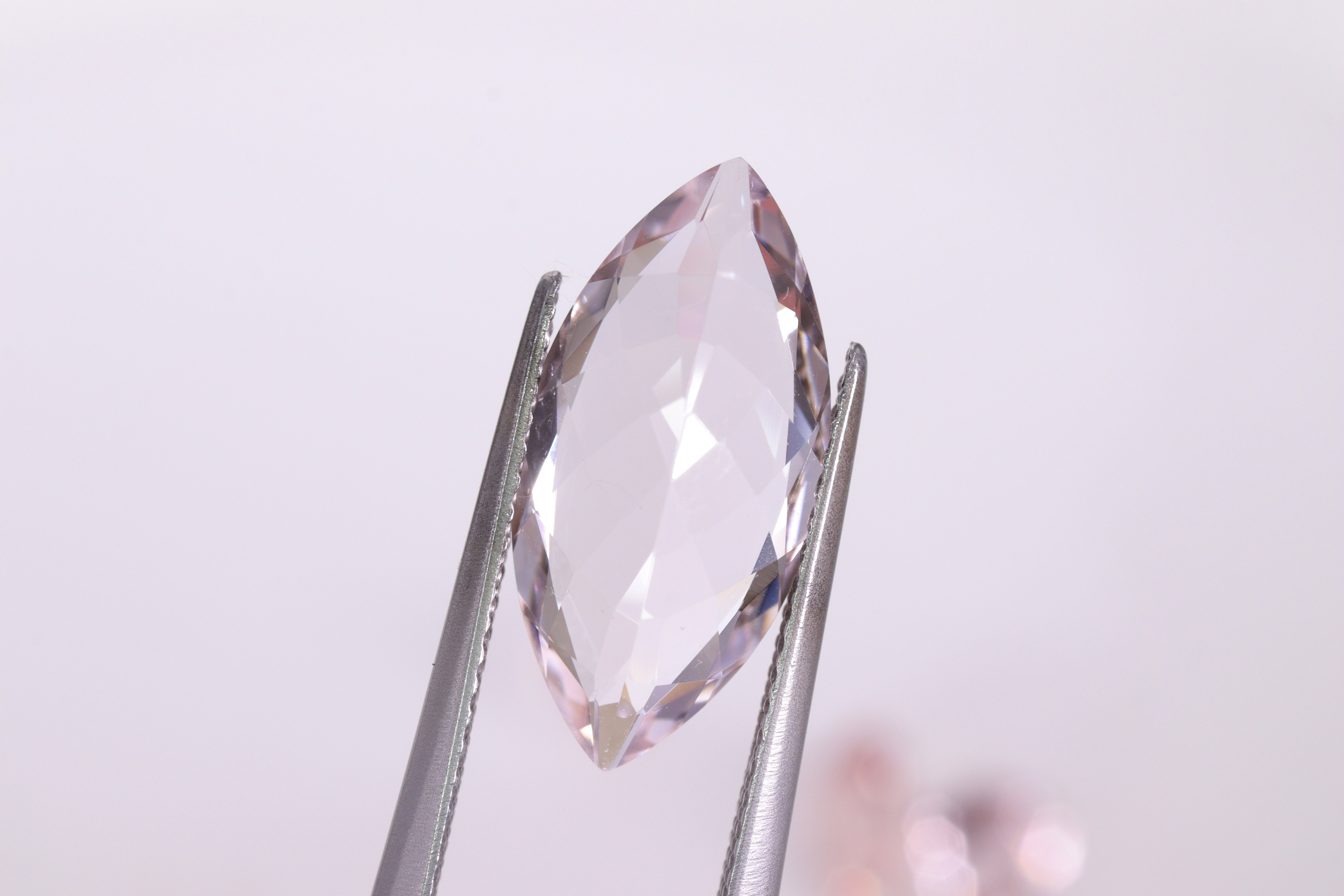 モルガナイト 4.01ct