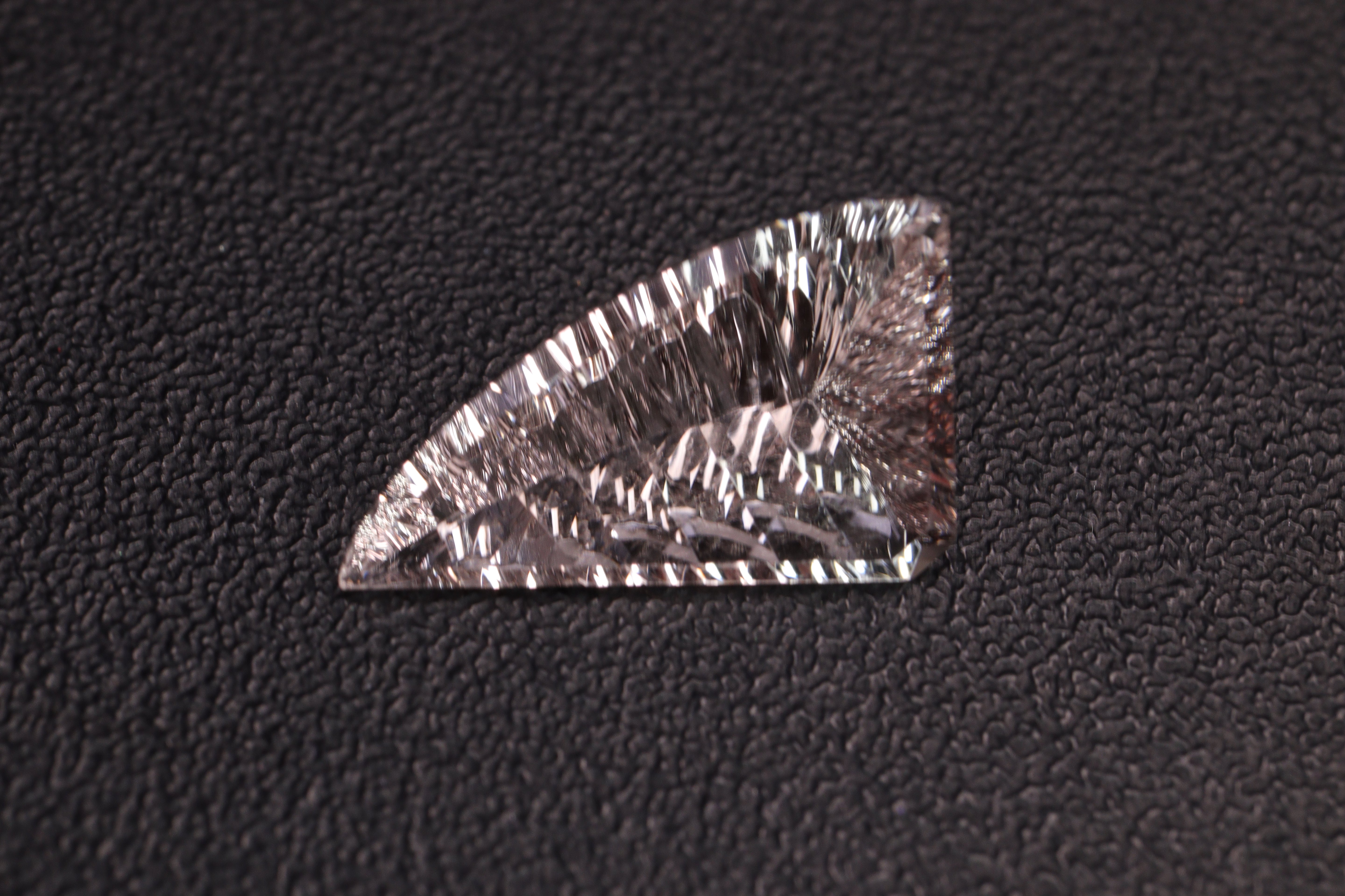 モルガナイト3.29ct