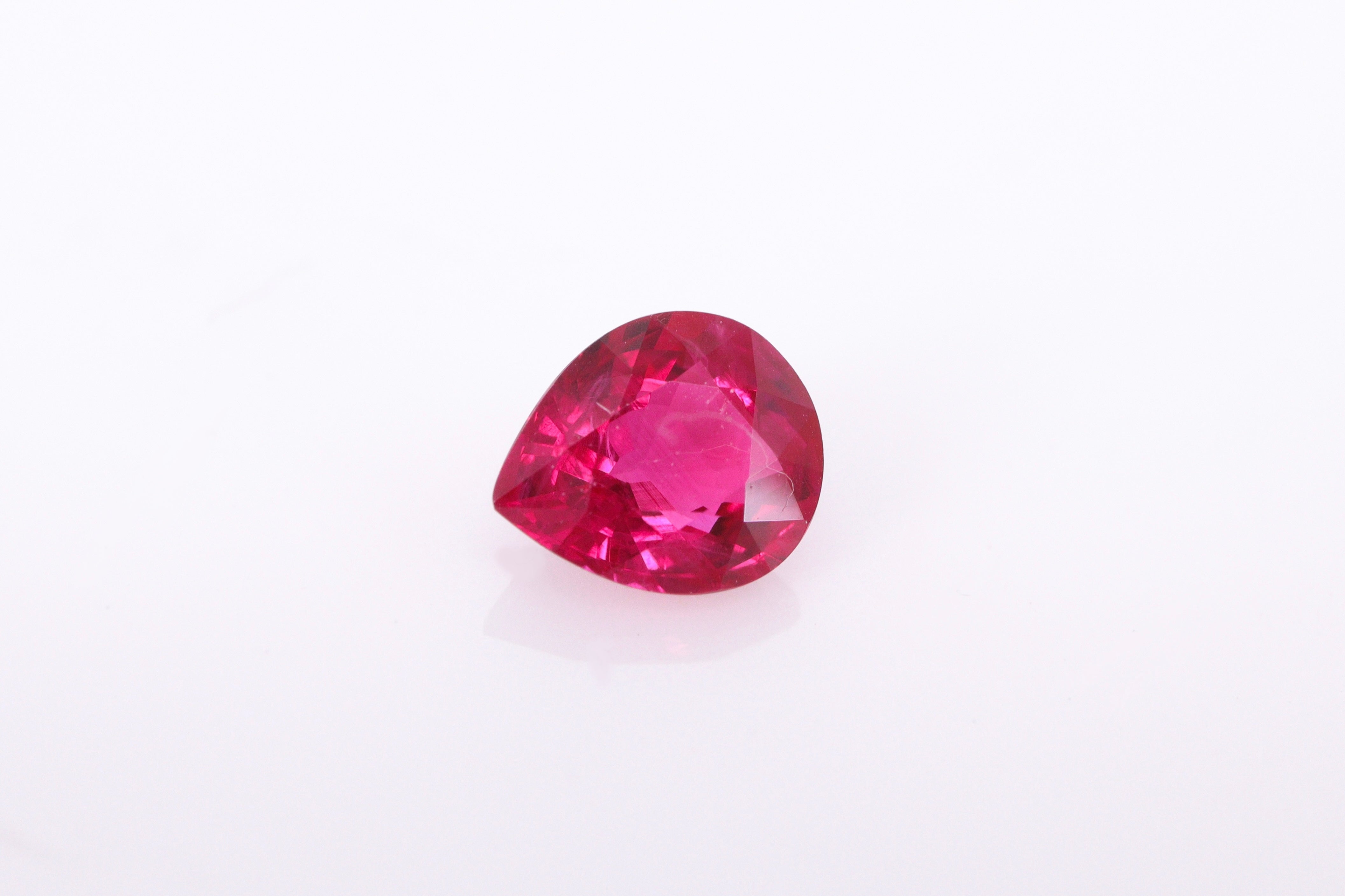 ルビー0.70ct