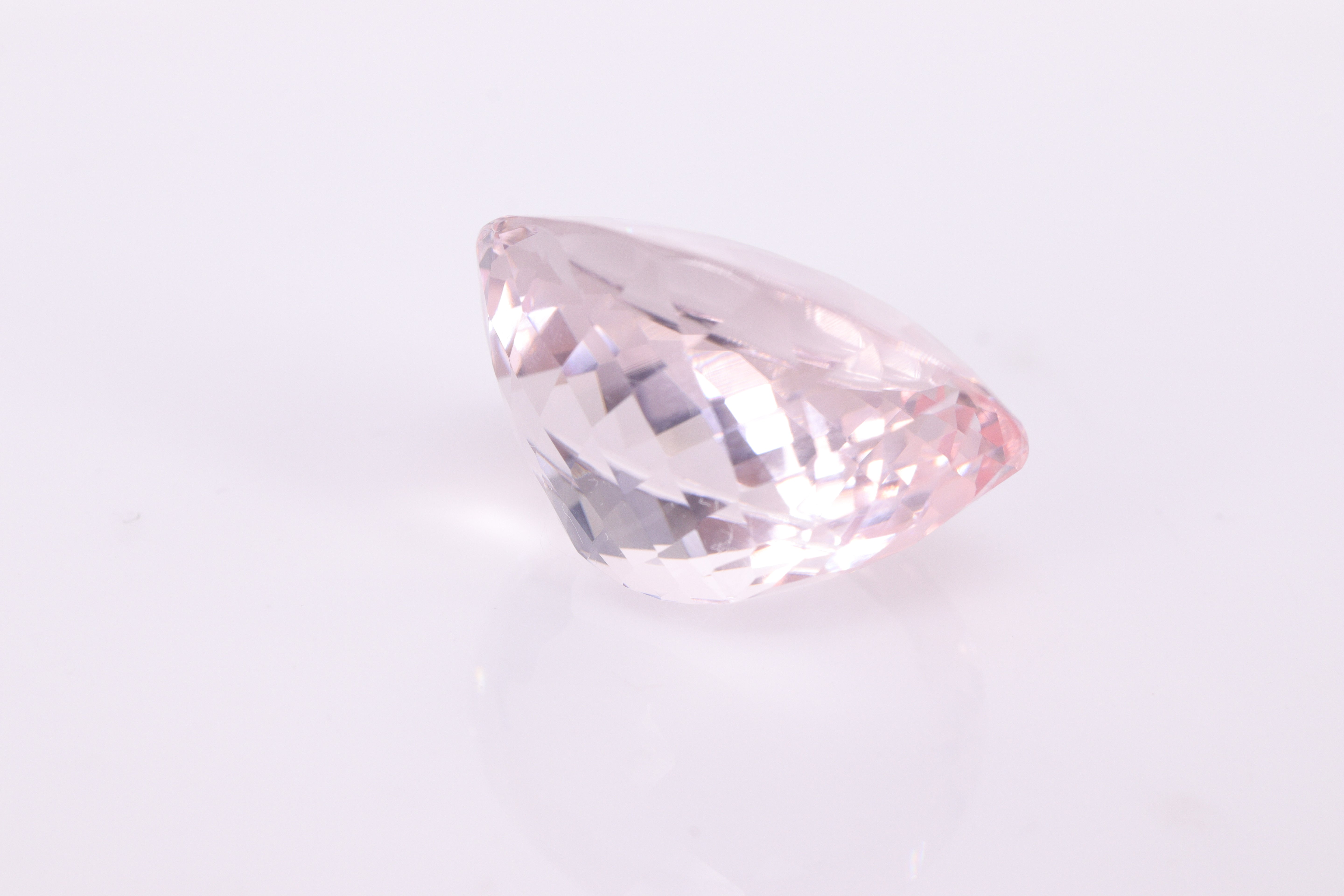 モルガナイト 24.34ct