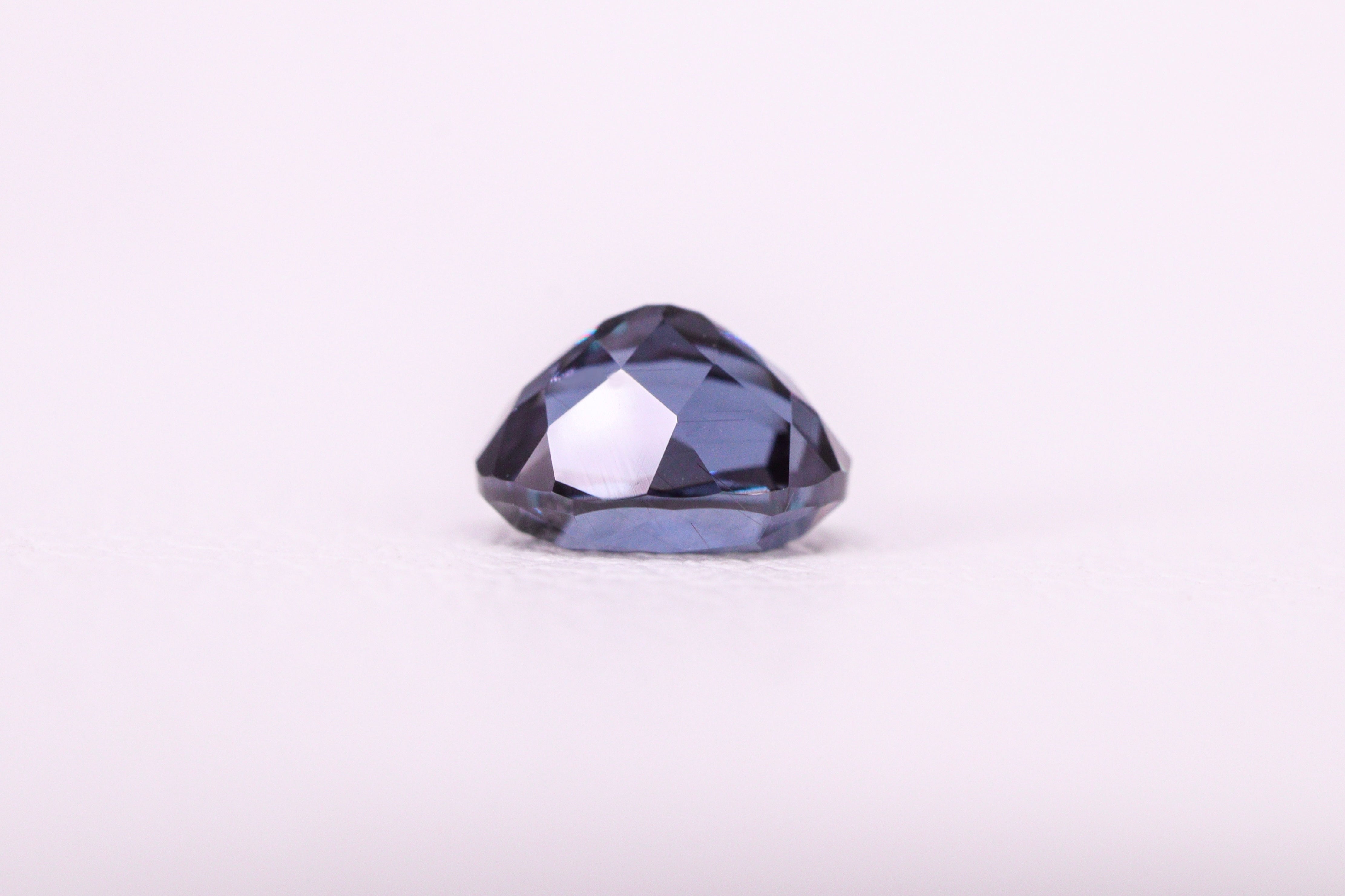 ☆ベキリーブルー☆カラーチェンジガーネット 0.46ct