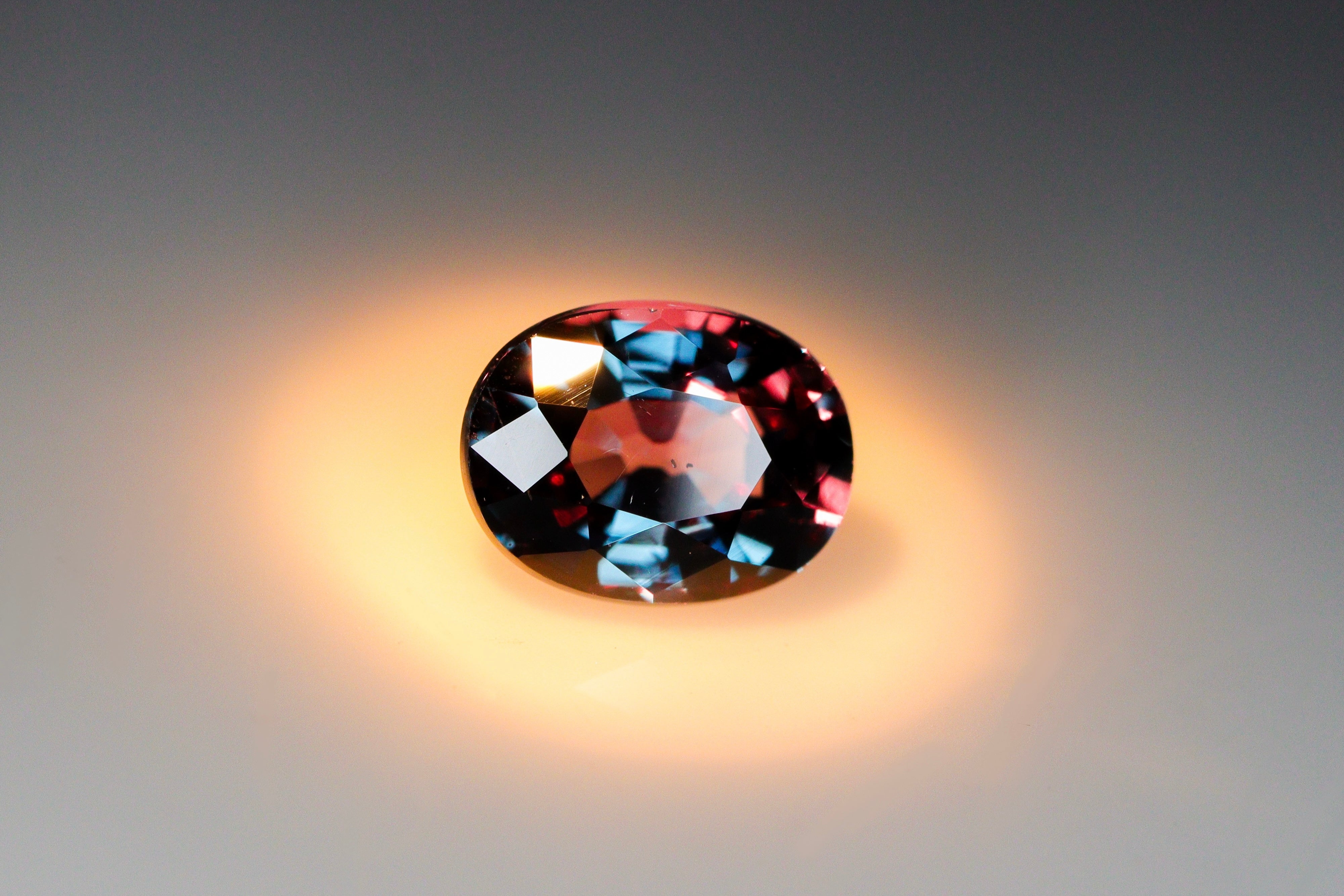 ☆ベキリーブルー☆カラーチェンジガーネット 0.63ct