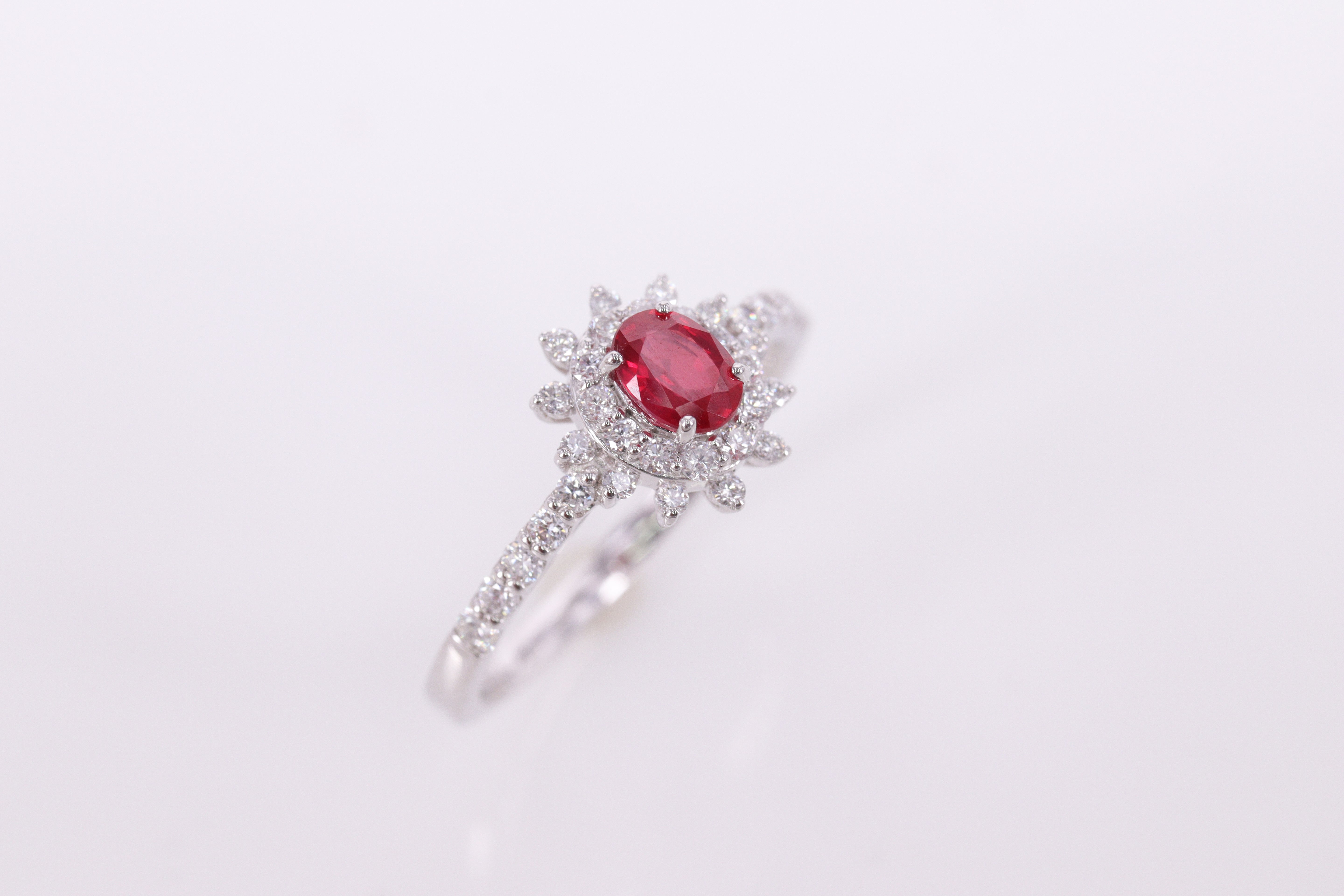 50%OFF ルビー/ダイヤモンド Pt リング