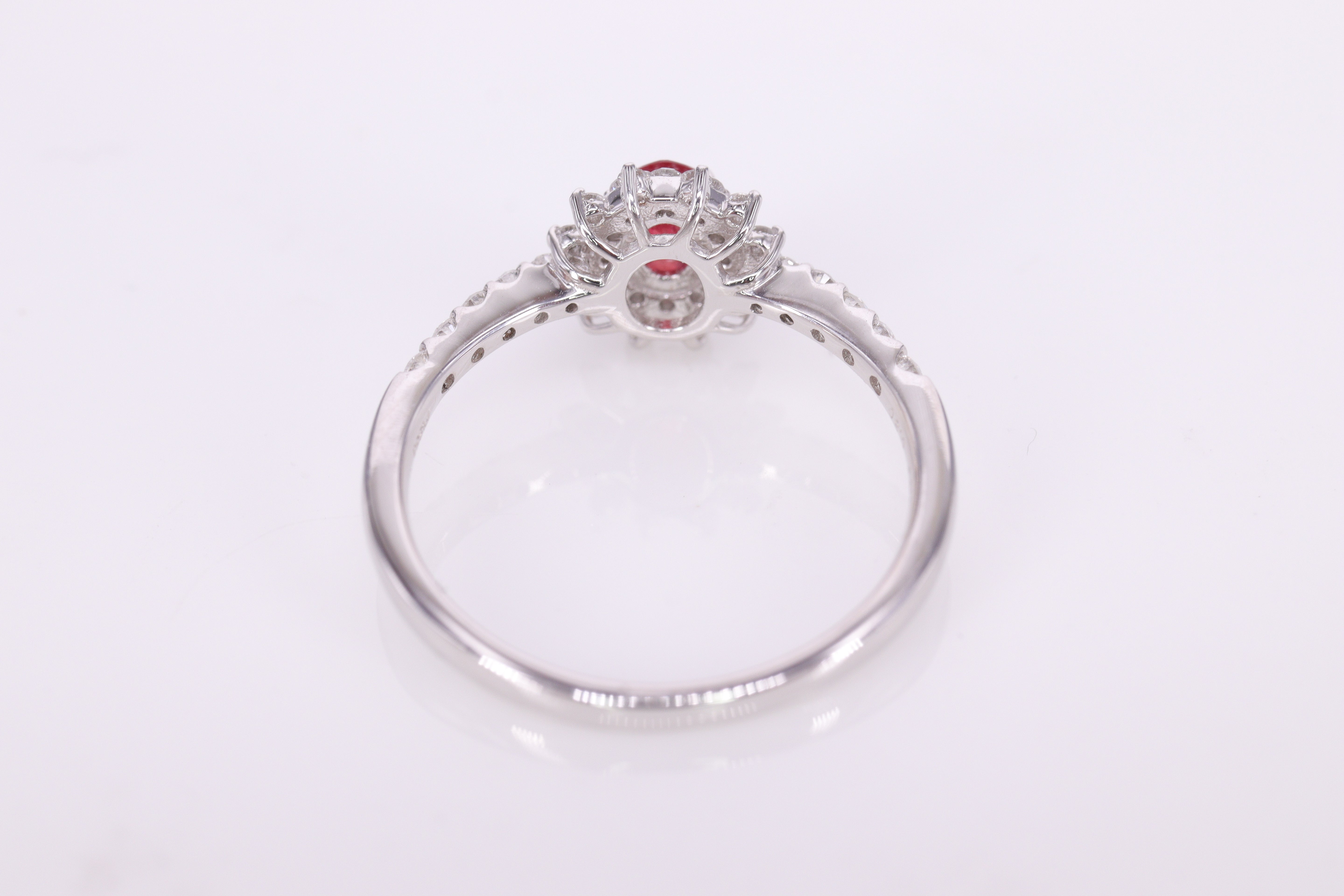 50%OFF ルビー/ダイヤモンド Pt リング