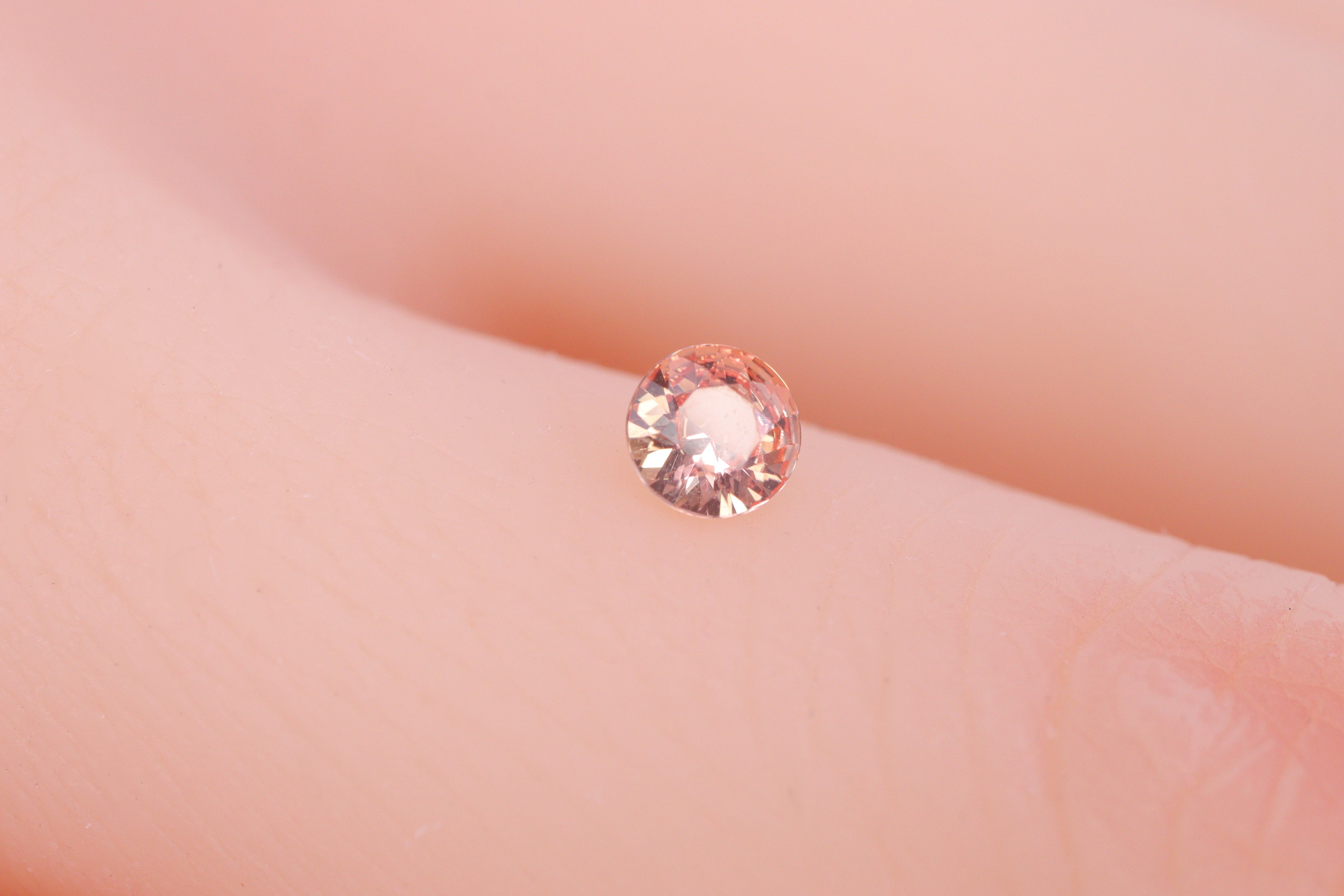 ☆おすすめ品☆パパラチアサファイア 0.276ct CGL鑑別書付き