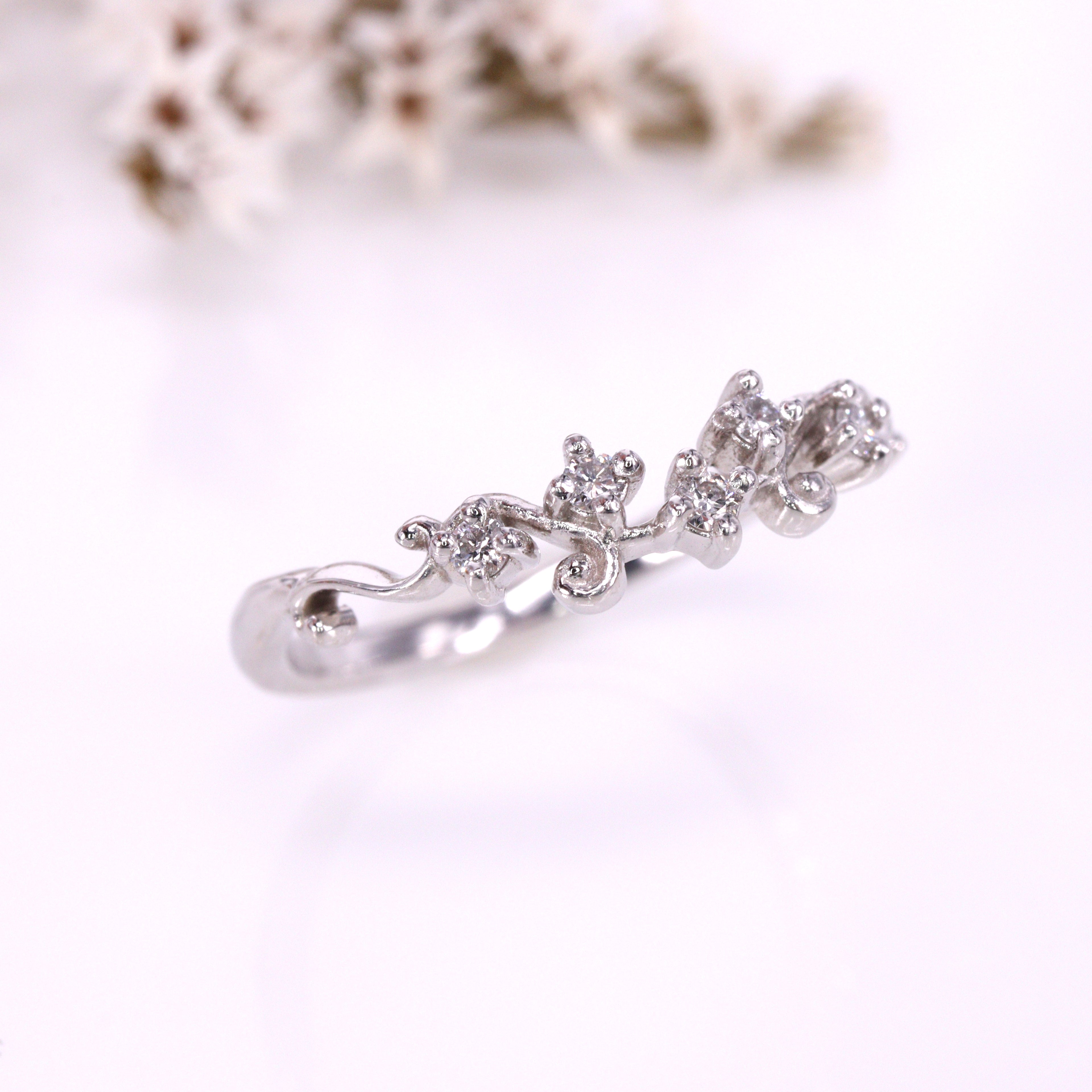 ダイヤモンド<BR>唐草リング