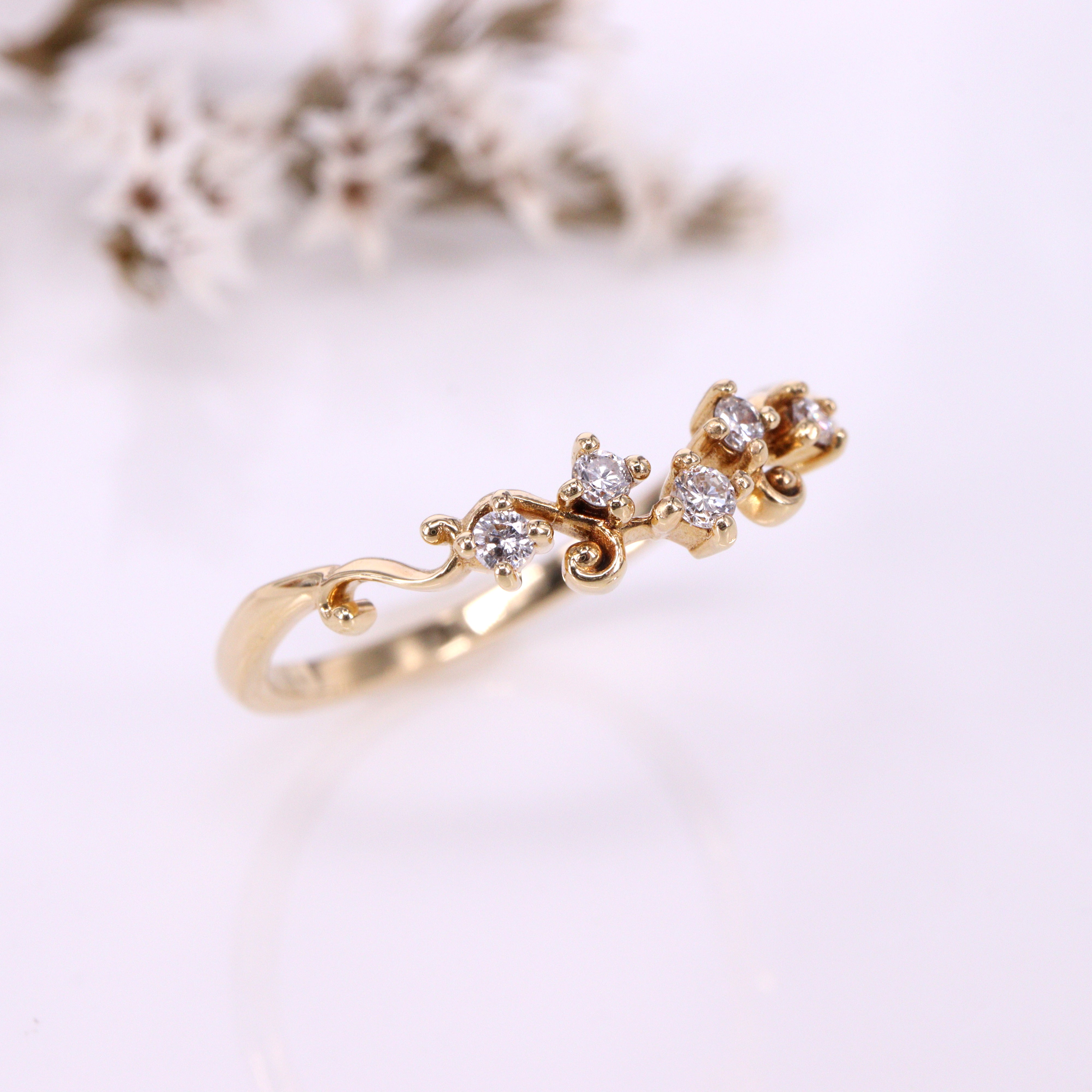 ダイヤモンド<BR>唐草リング