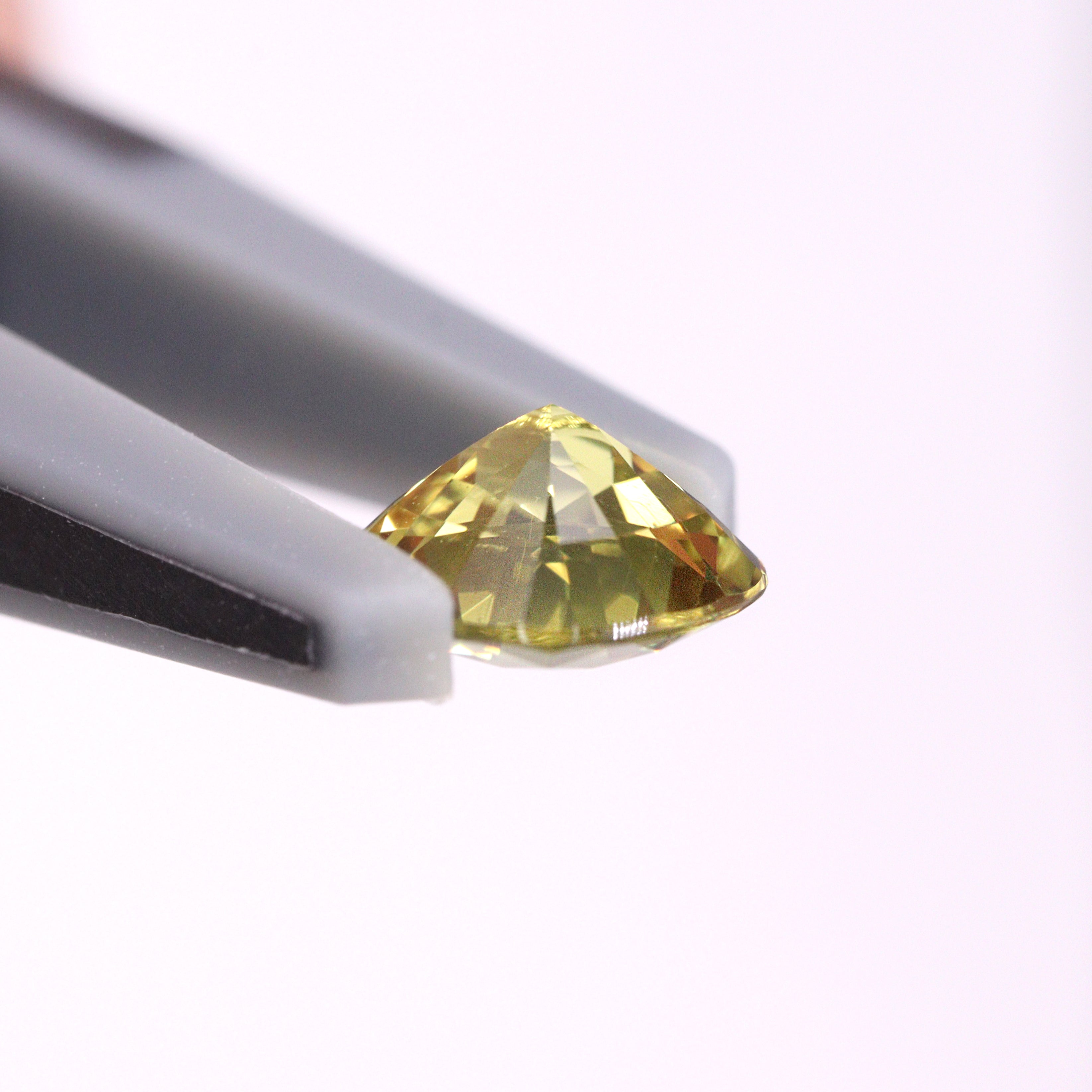 イエローサファイア<BR>0.46ct