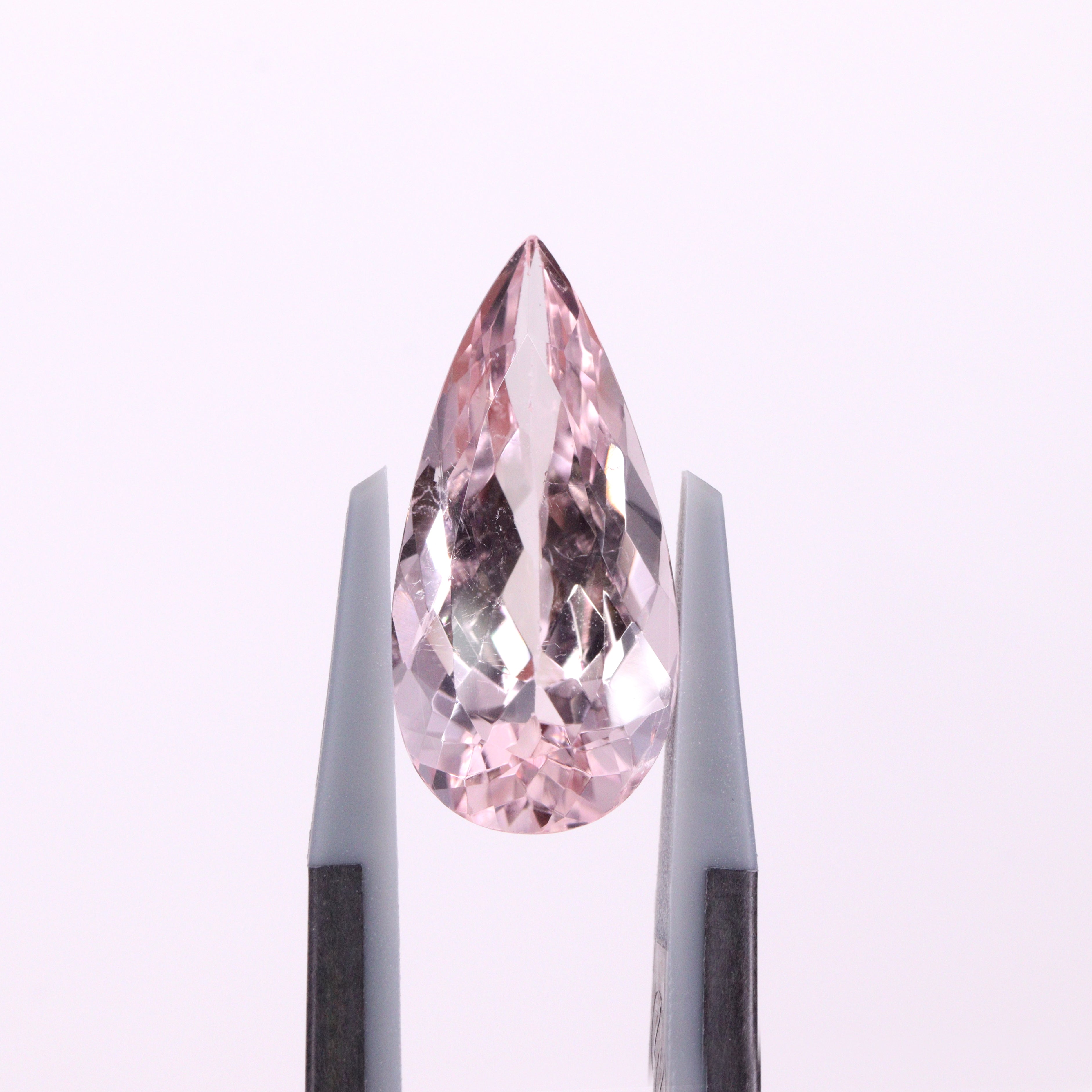 ピンクトルマリン<BR>4.55ct<BR>(鑑別書付き)