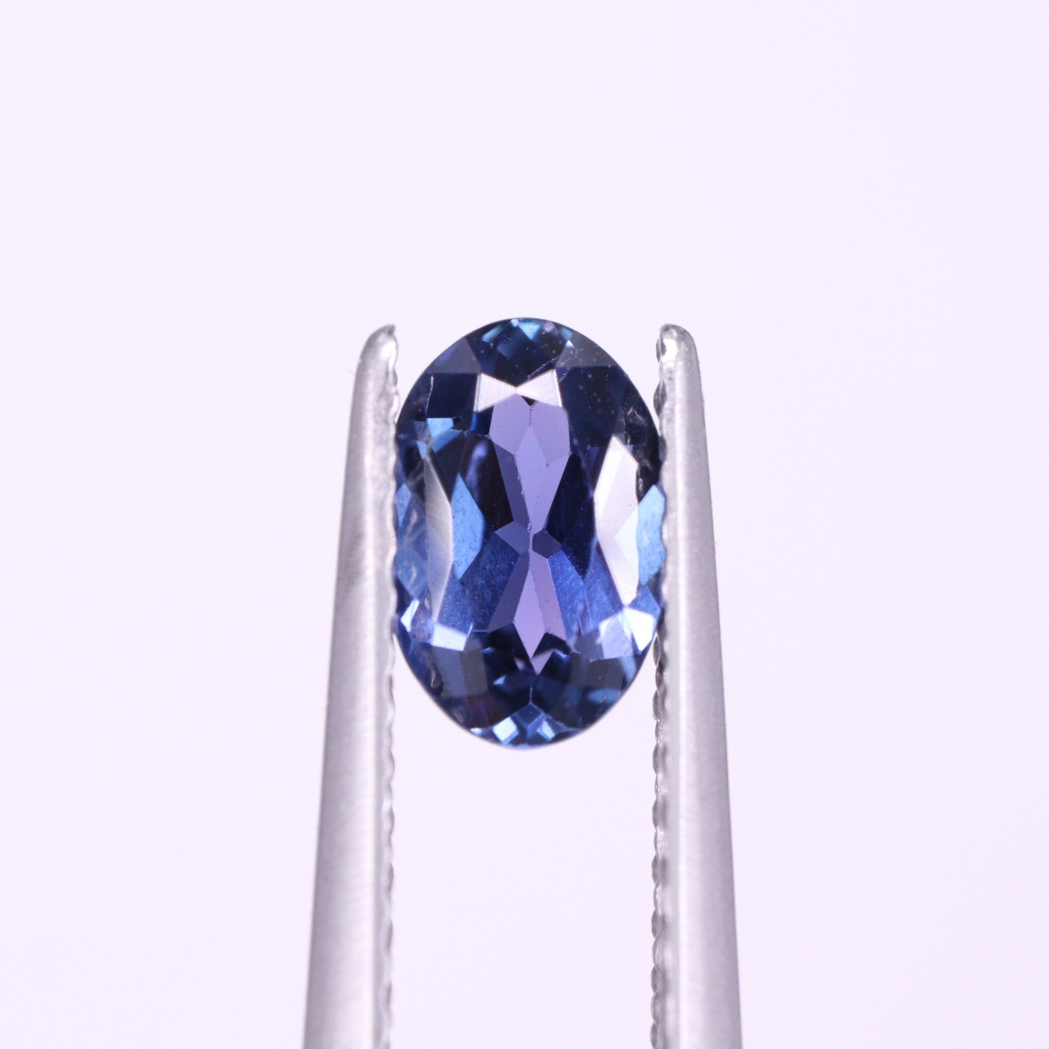 サファイア<BR>0.712ct<BR>ソーティング付き