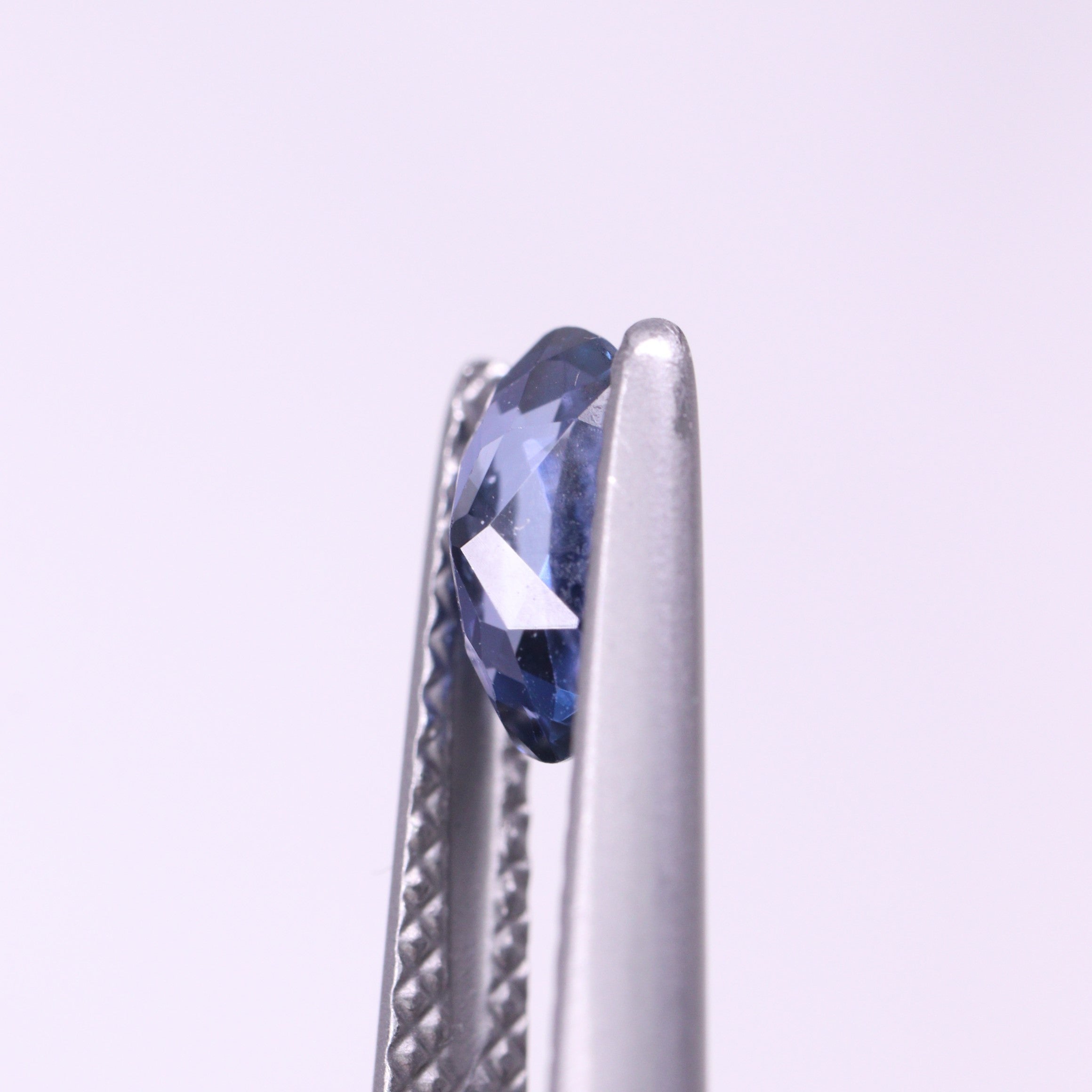 サファイア<BR>0.712ct<BR>ソーティング付き