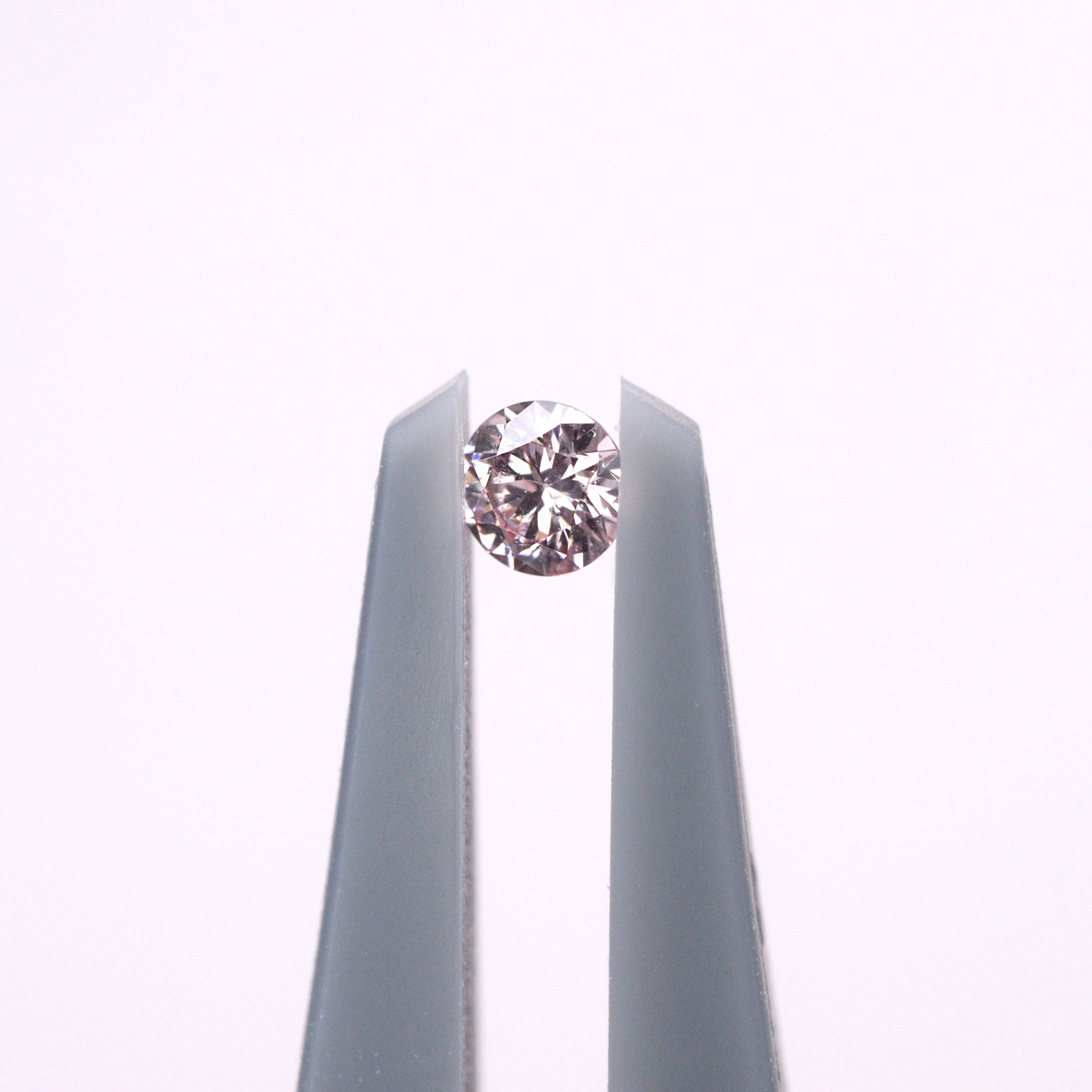 ピンクダイヤモンド<BR>Fancy light purple pink<BR>0.047ct