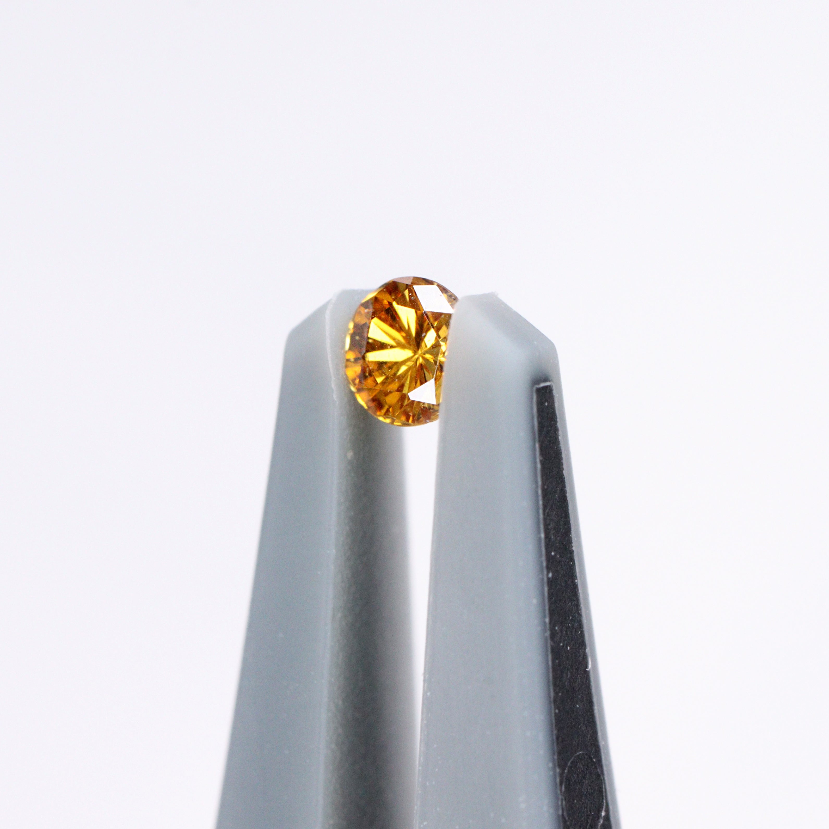 イエローダイヤモンド<BR>0.040ct