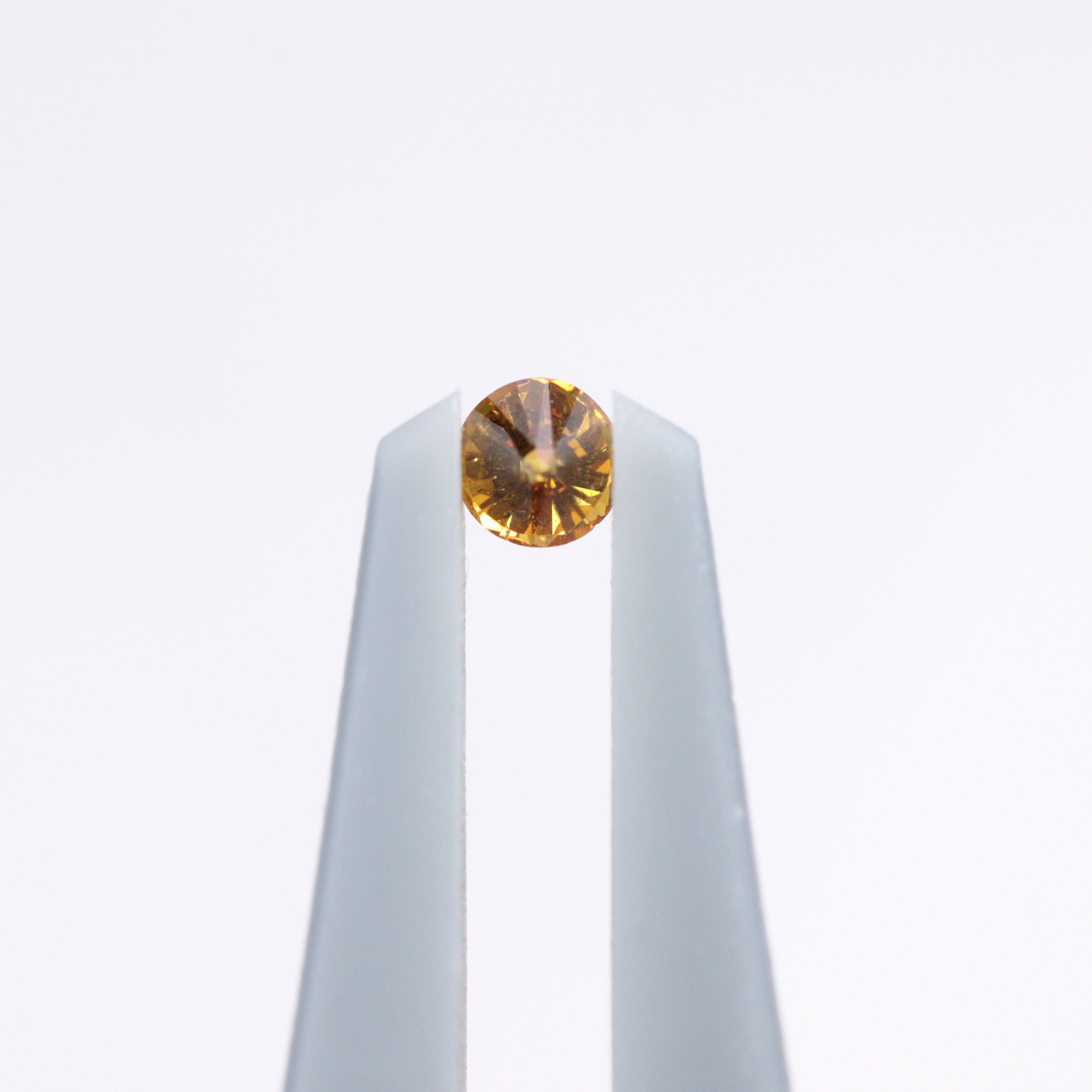 イエローダイヤモンド<BR>0.040ct