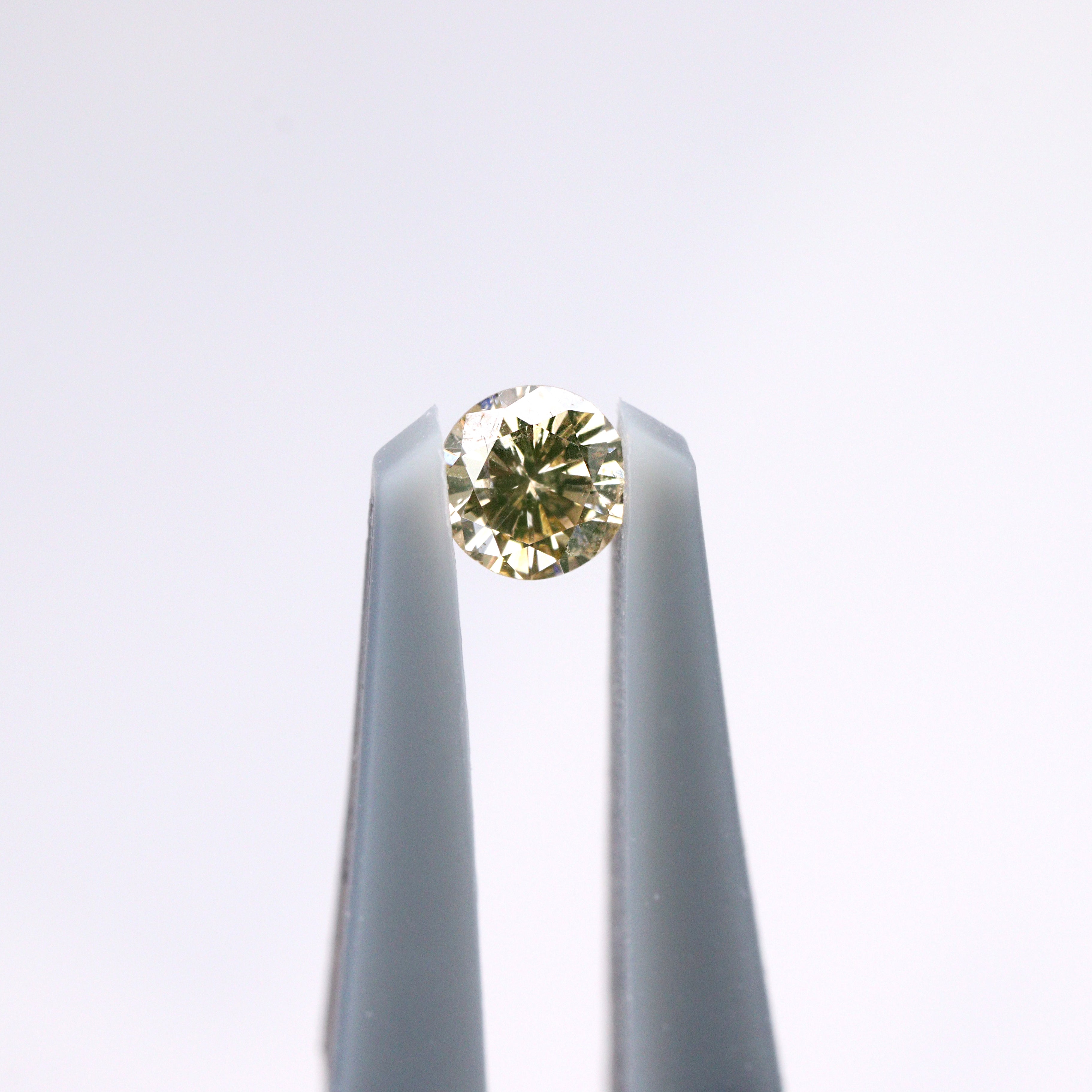 イエローダイヤモンド<BR>0.089ct