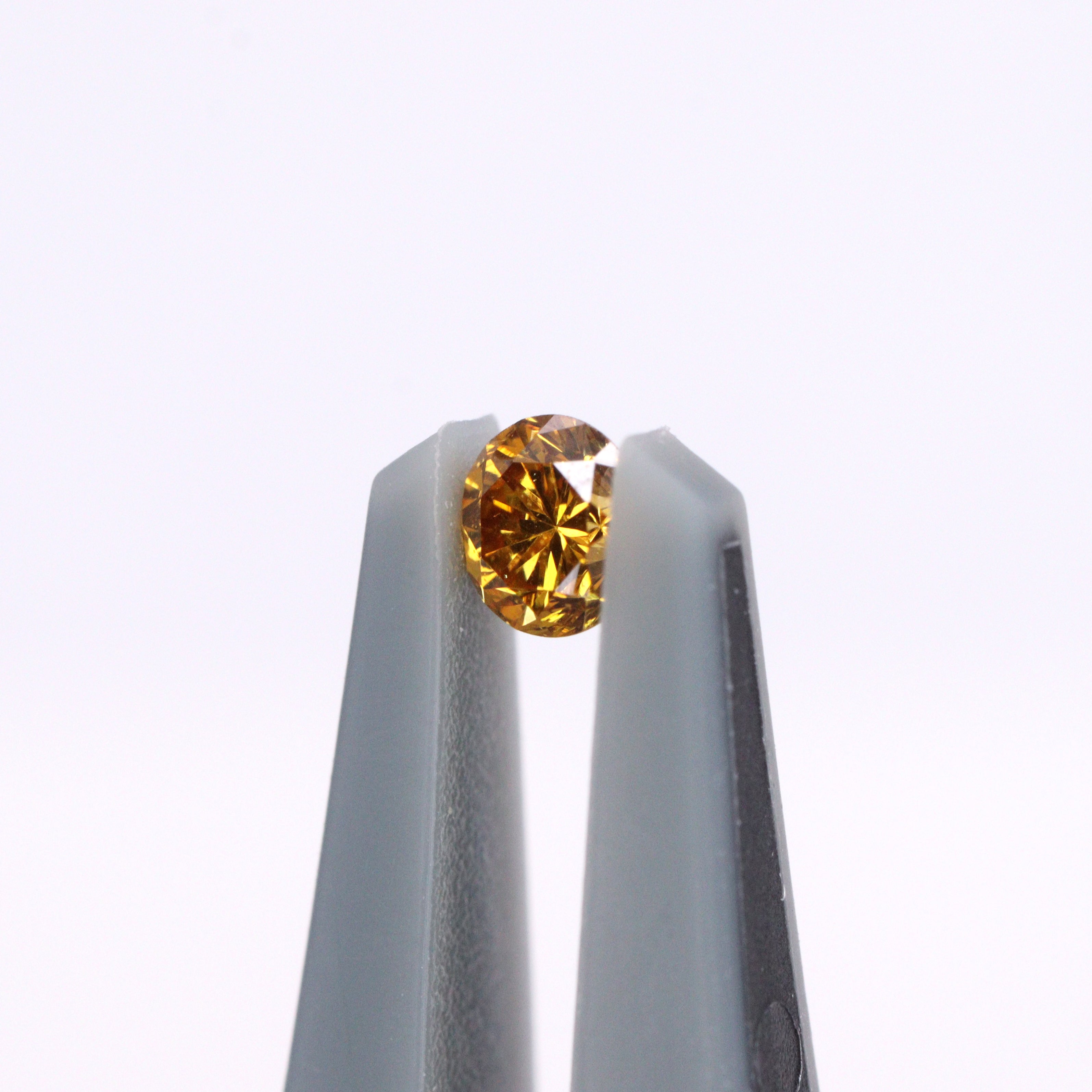 イエローダイヤモンド<BR>0.065ct