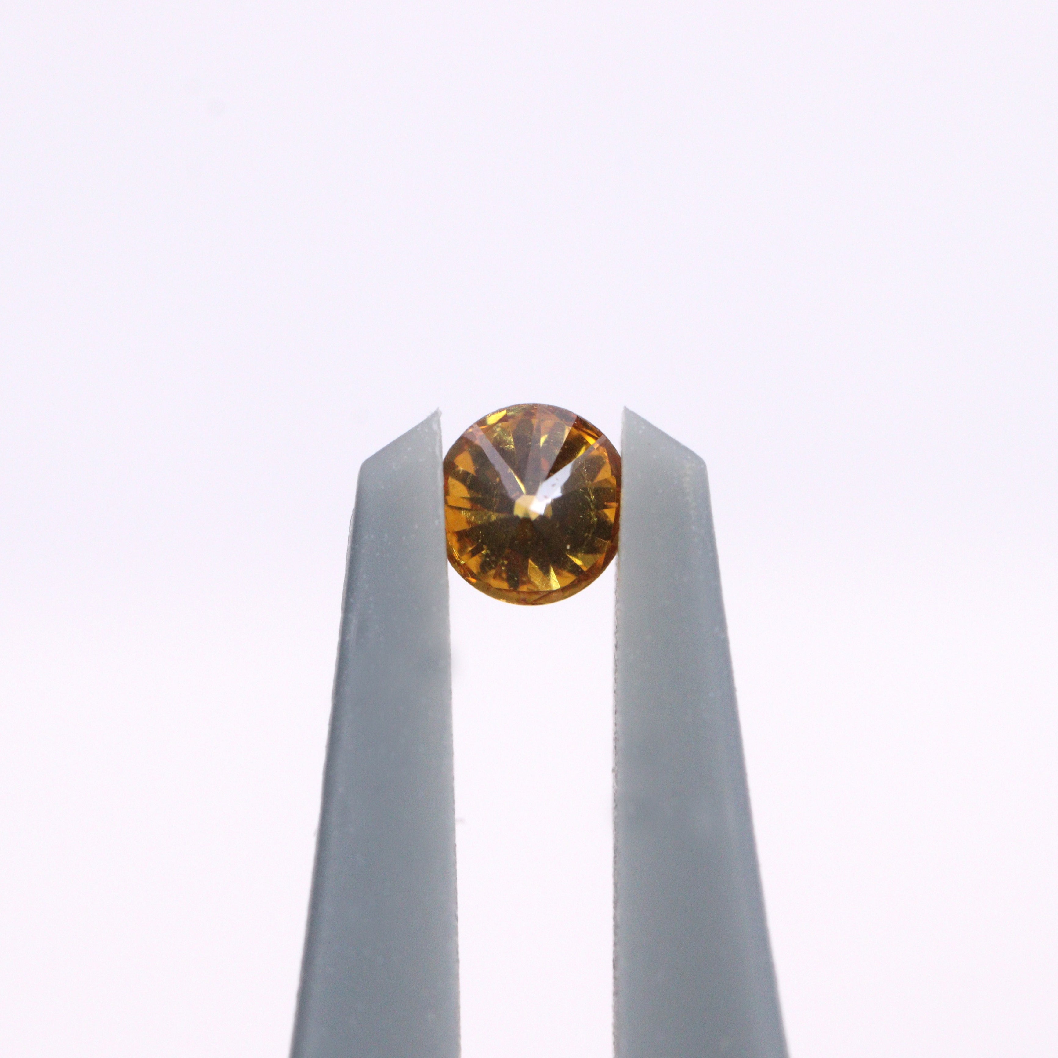 イエローダイヤモンド<BR>0.065ct
