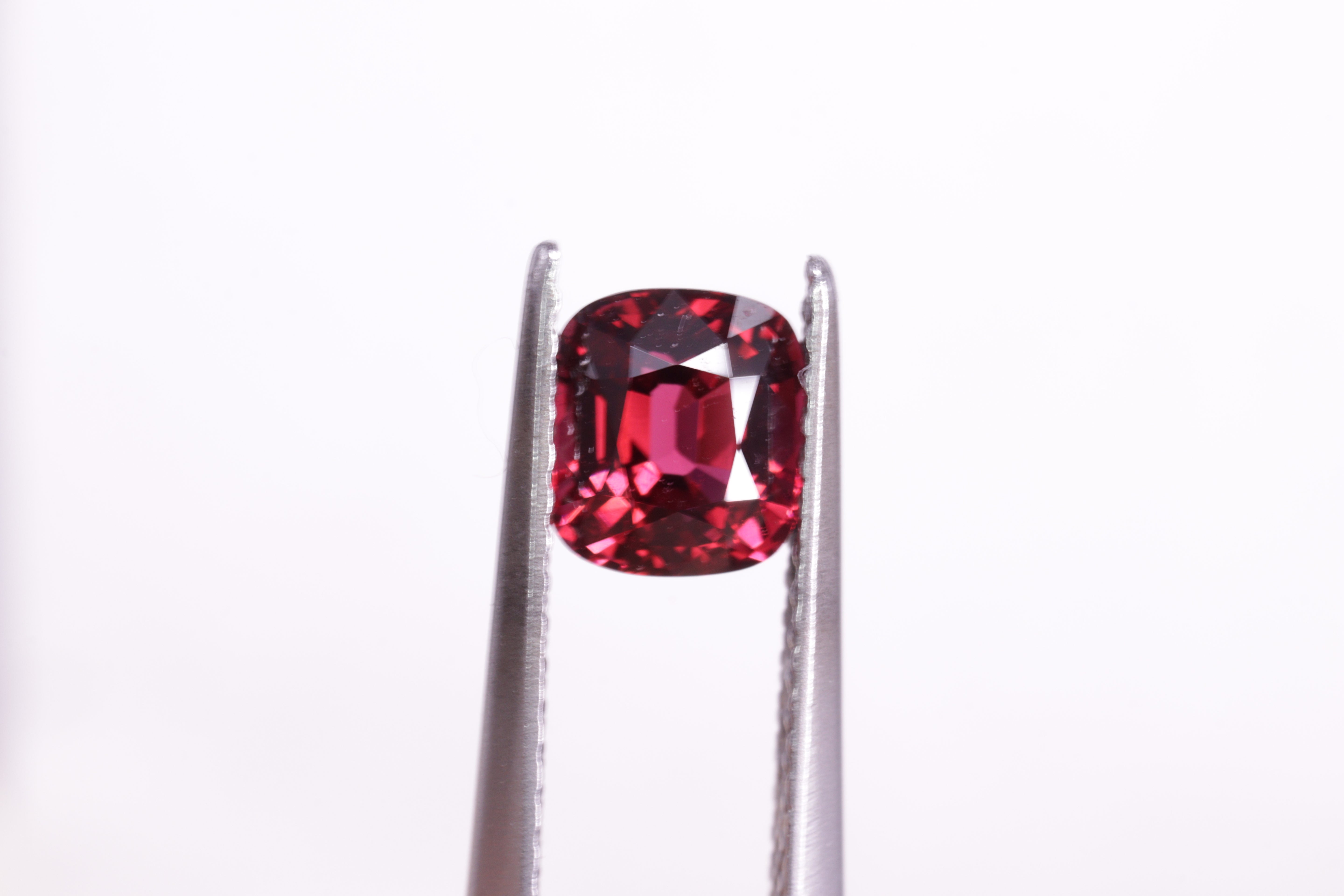 ジェダイスピネル 1.02ct